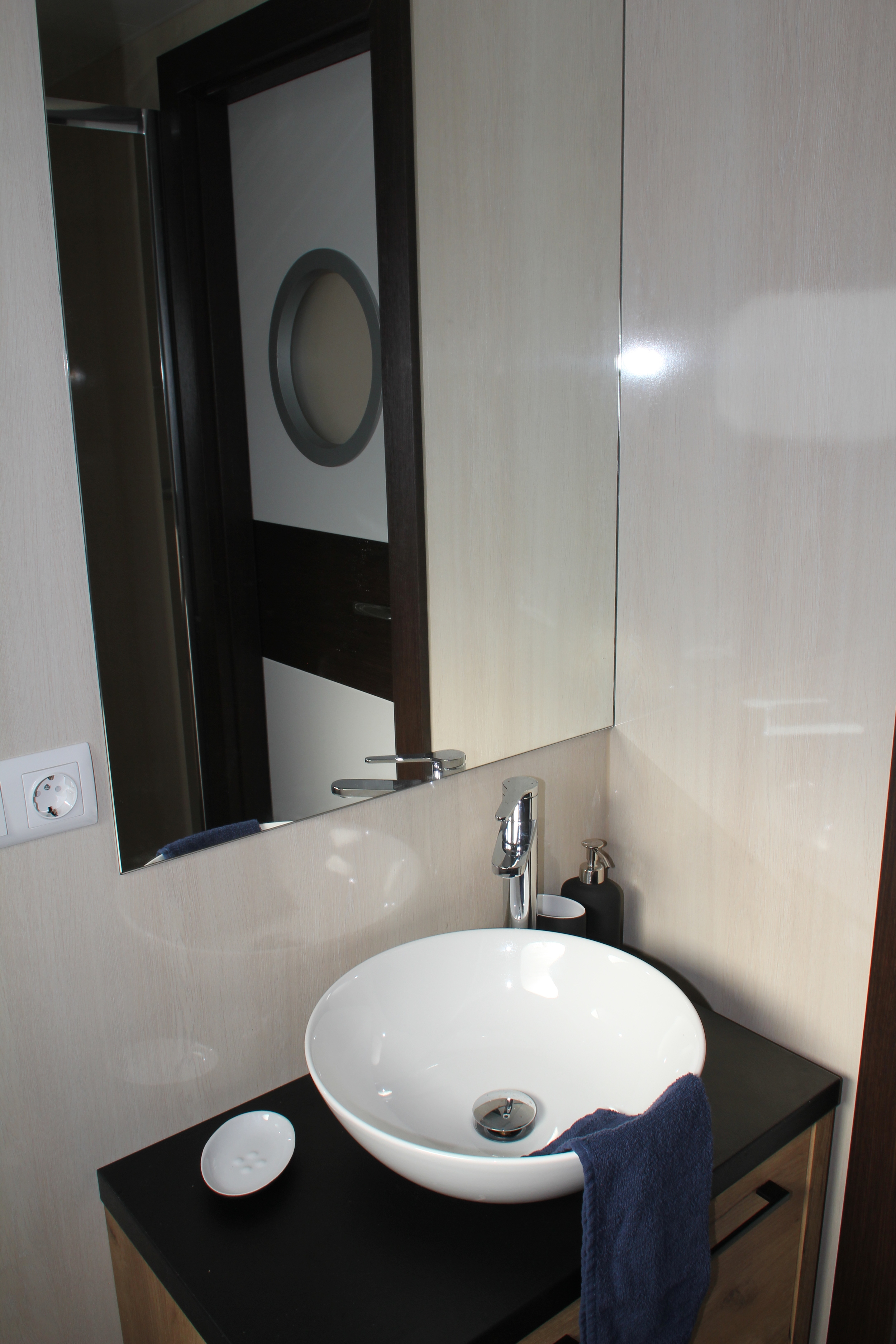 Campi 400 Houseboat HARDEWIJK Charteligplaats