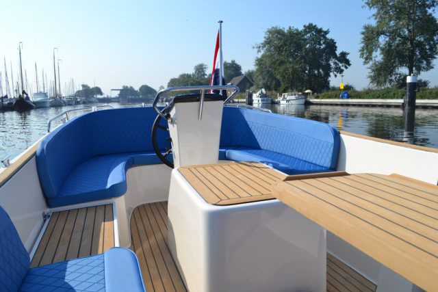 Waterspoor 630 DE GROOTSTE SLOEPENSHOWROOM VAN NEDERLAND