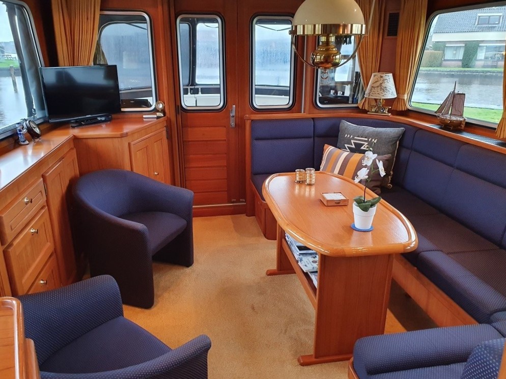 Smelne Salon Vlet 1485