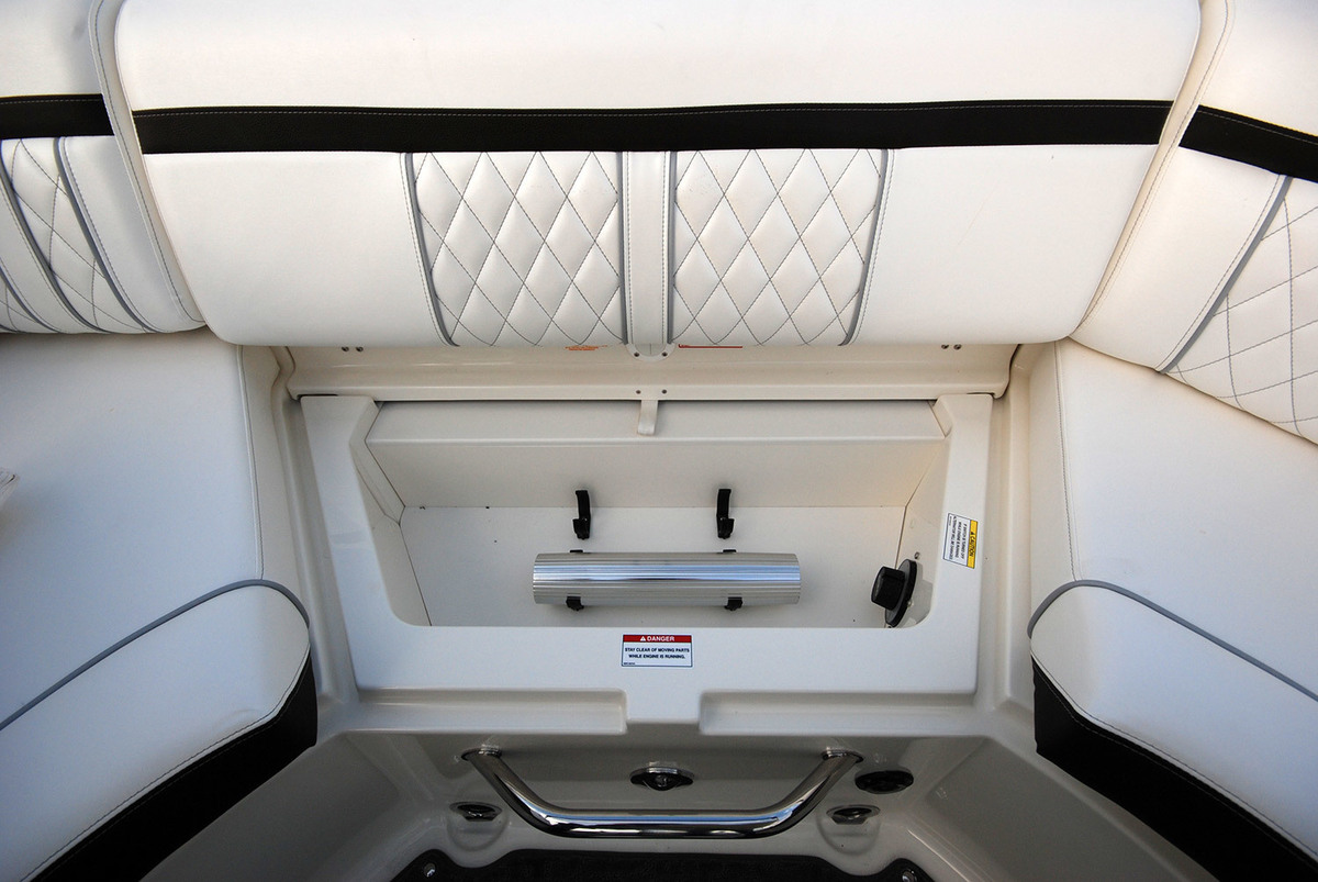 Sea Ray Sun Sport 250