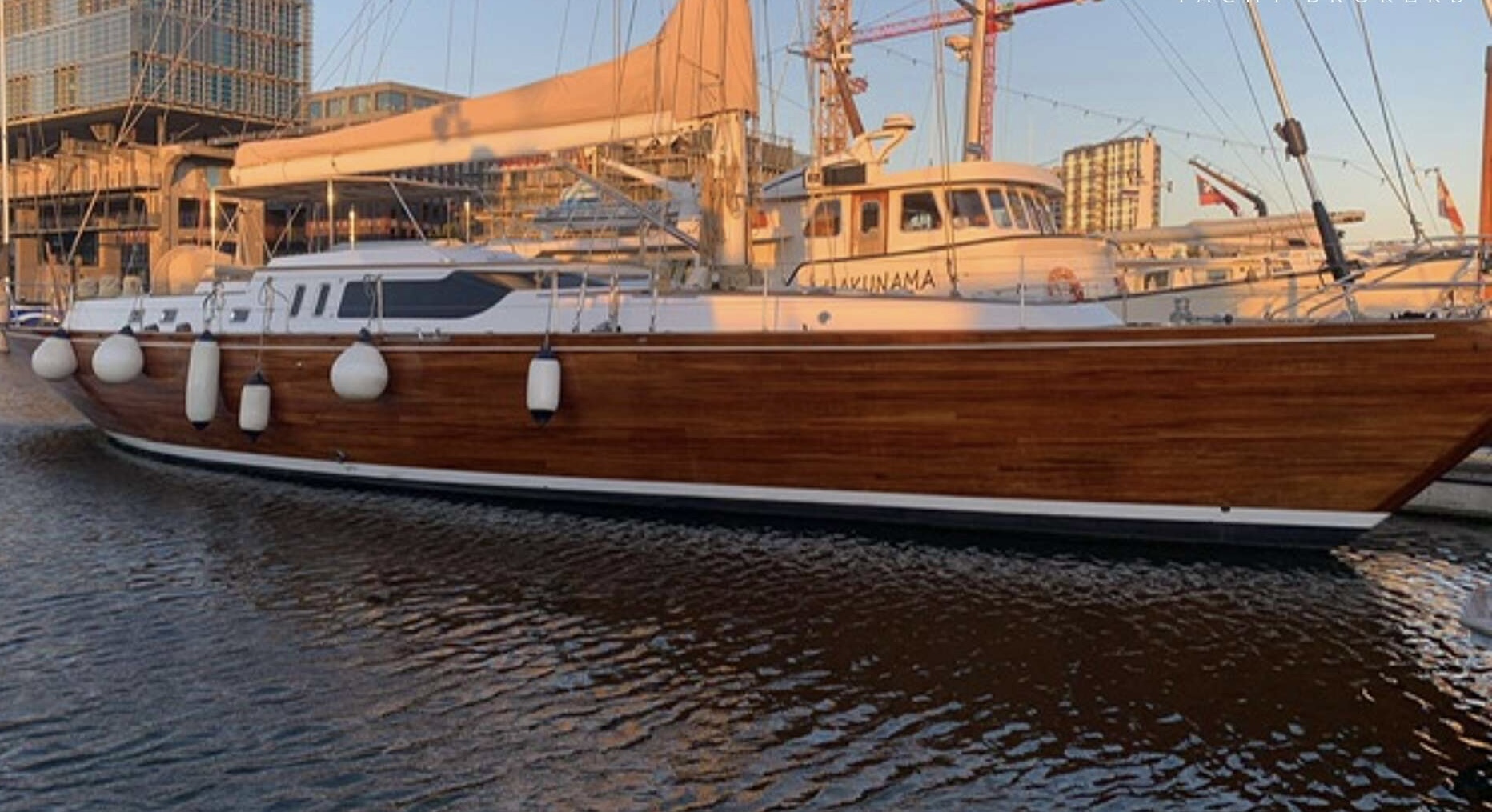 Lagoon Royal Classic 66
