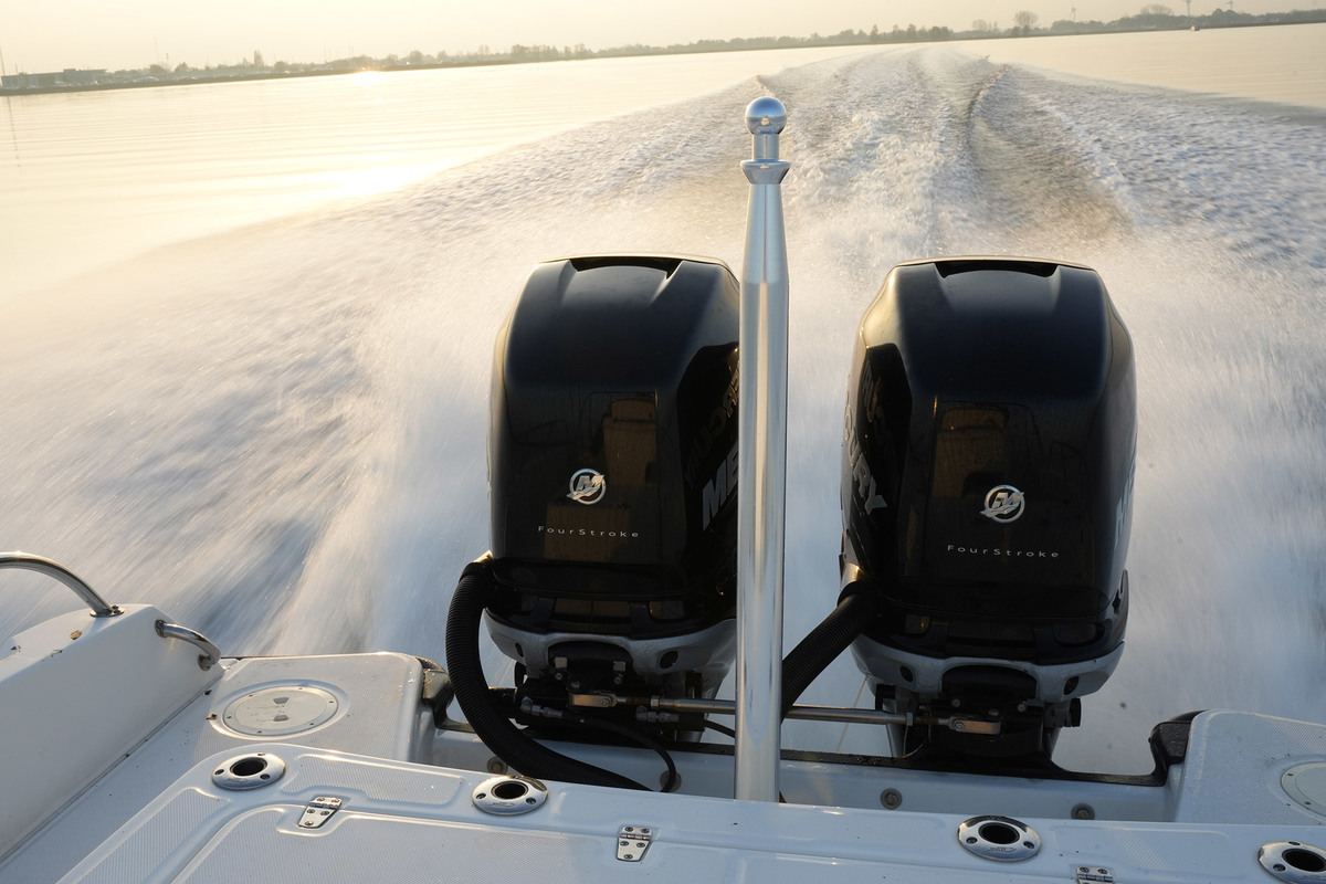 Boston Whaler 270 Dauntless