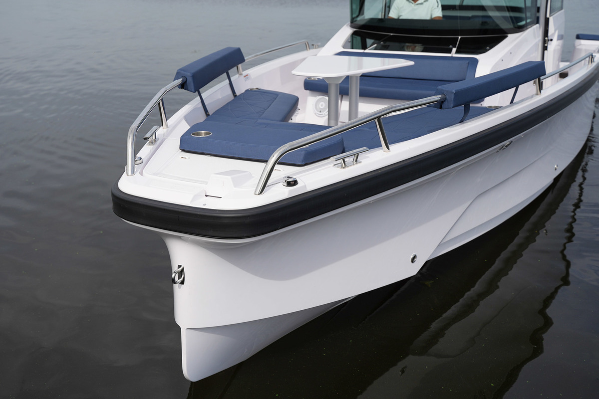 Axopar 29 XC Cross Cabin