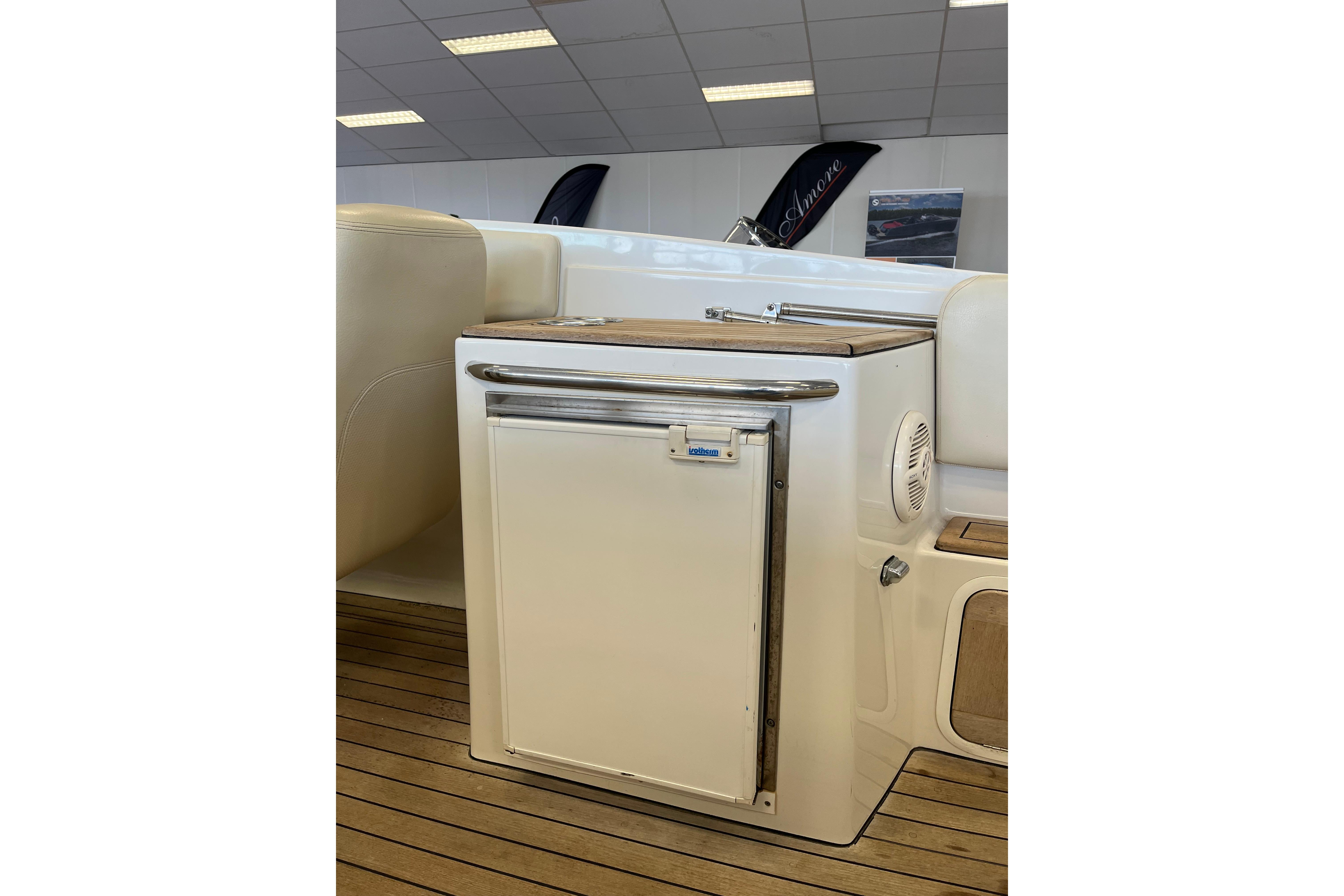 Chris-Craft Corsair 25