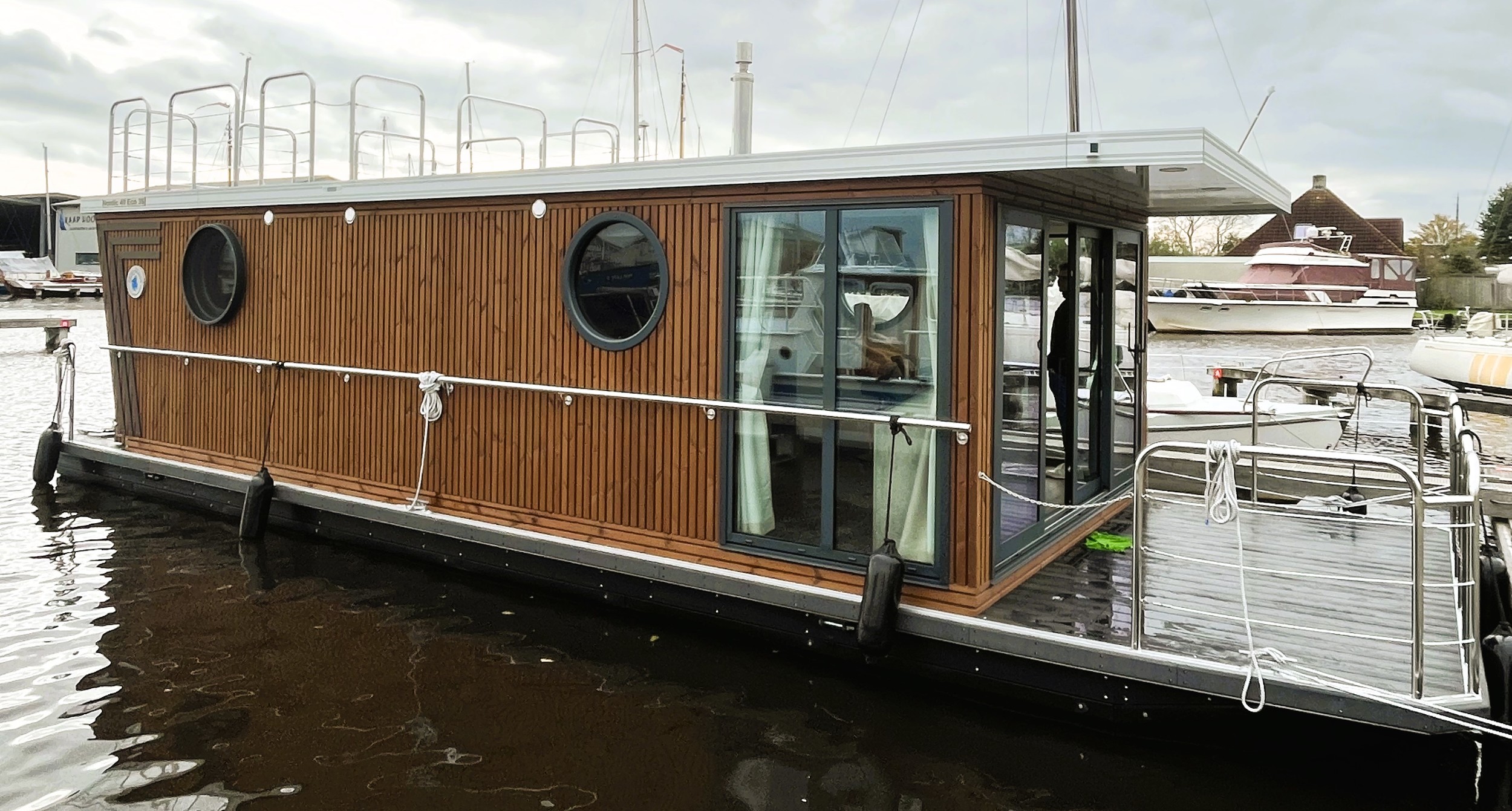 Nordic Season NS 40 Eco 36m2 Houseboat