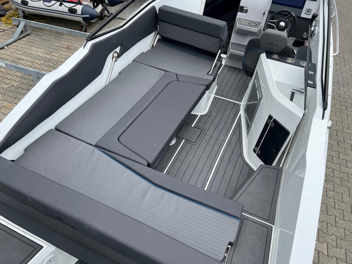 NORTHMASTER 760 CRUISER