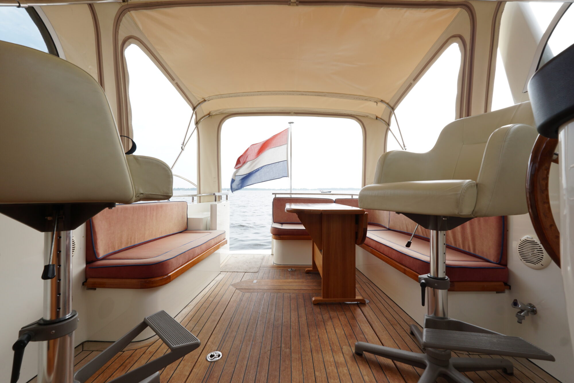 Tryvia 1100 OK Cabrio Spiegeldeur