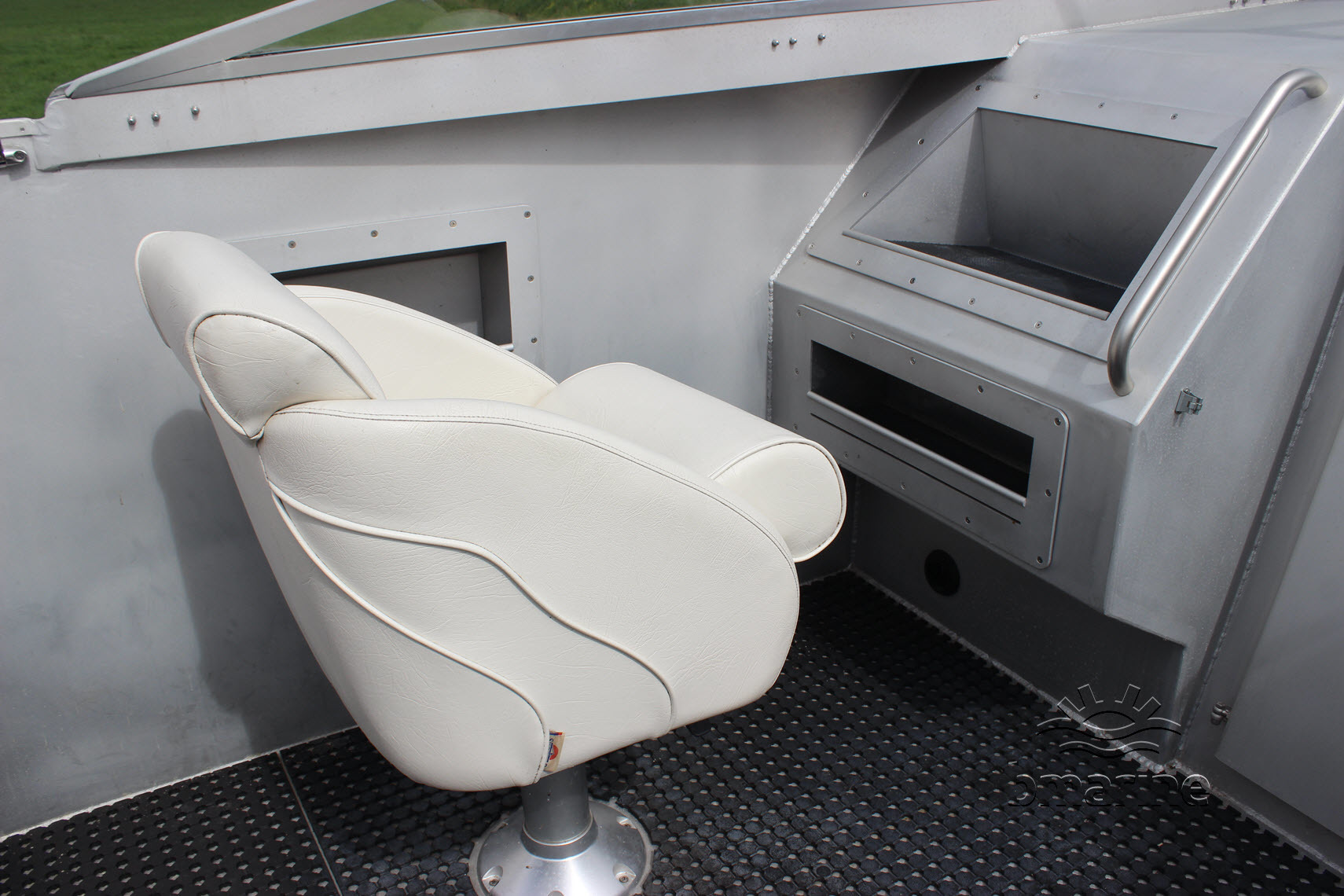 Isabella Yachts ST850