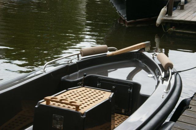 Seafury 490