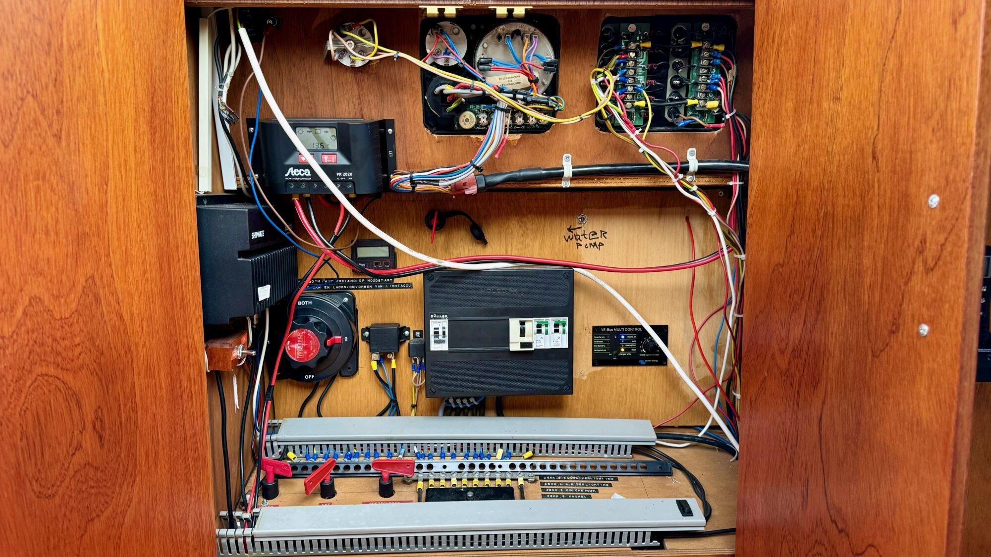 Crown Yachts Crown Kruiser 11.80 AK Bakdek