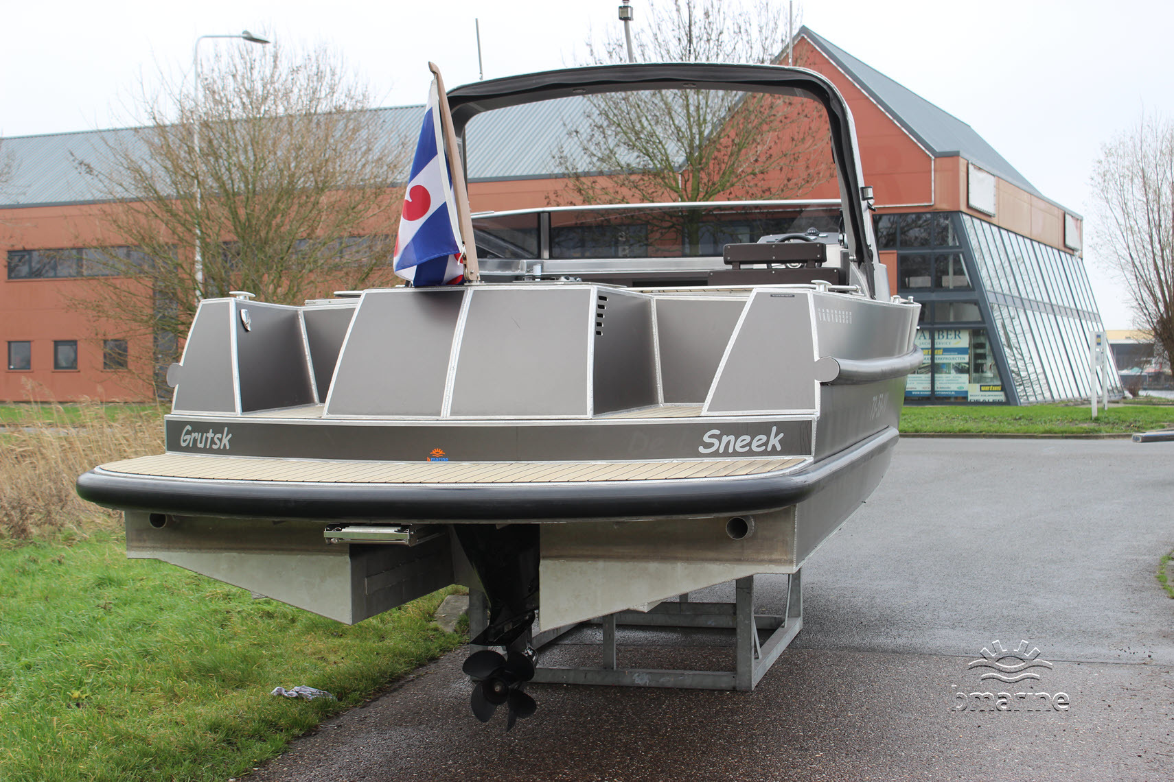 Van Vossen Tender Cabin 1000