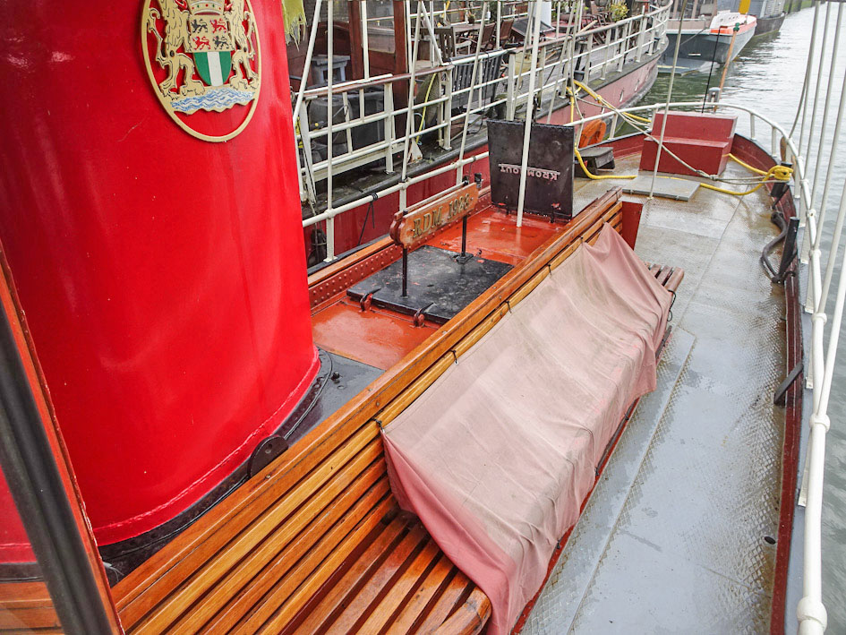 Dockyard 13, Motor tender