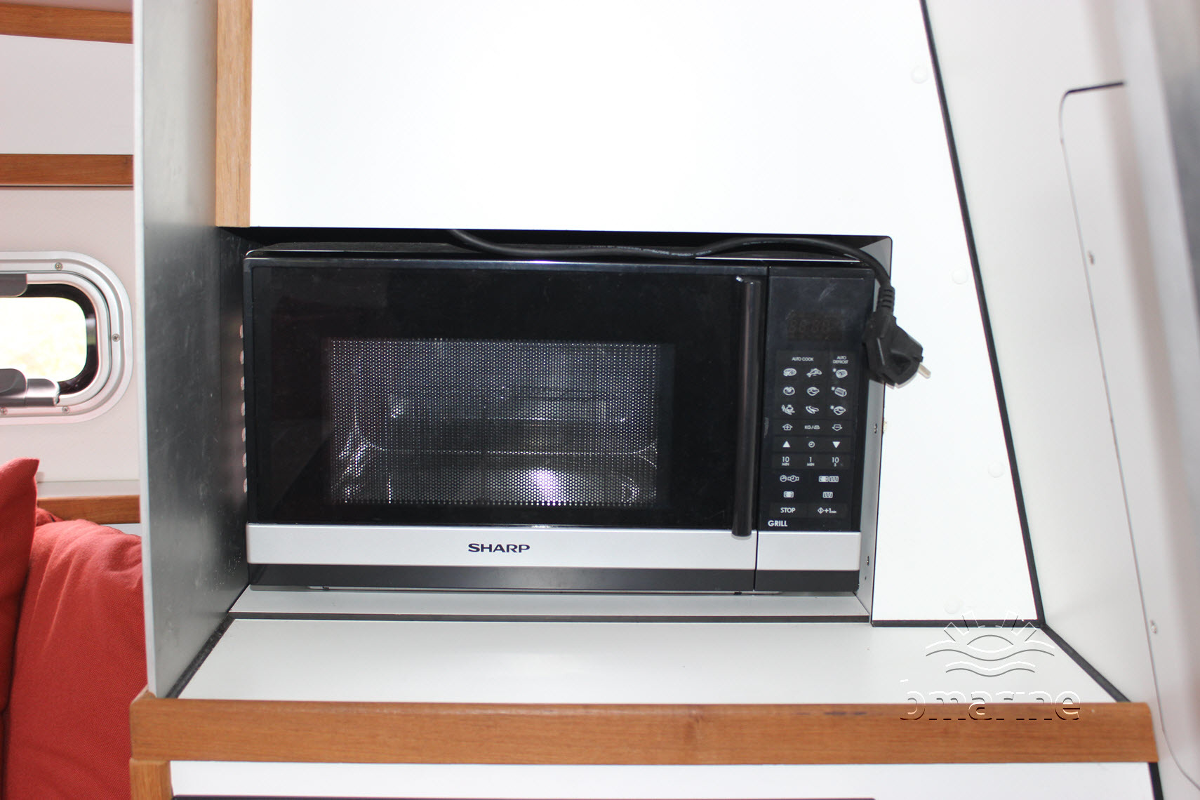 Isabella Yachts ST850