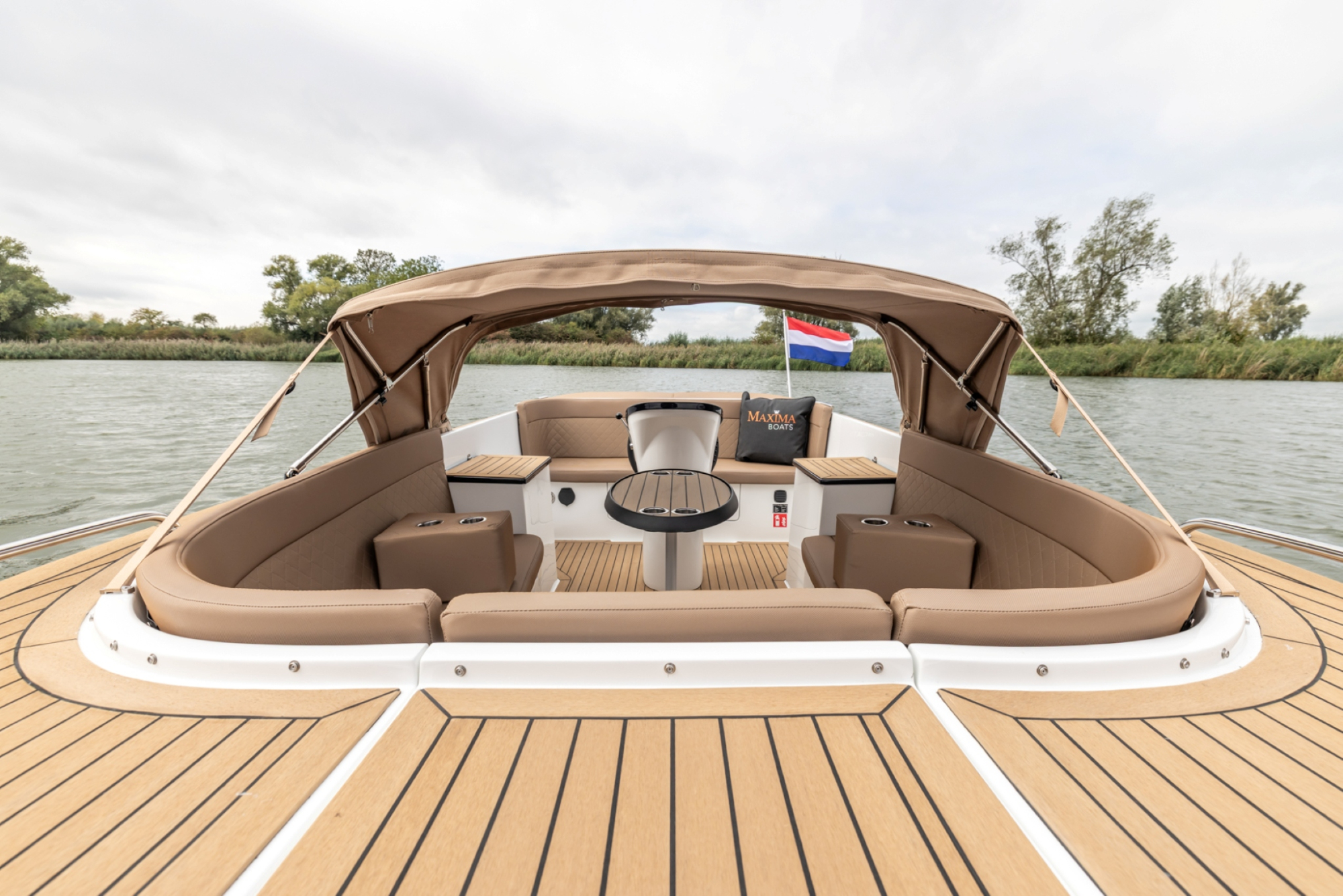 Maxima Boats 720 Retro