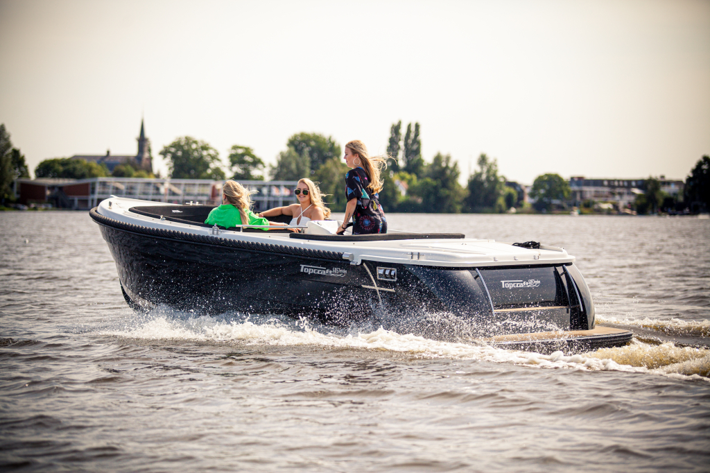 TOPCRAFT 605 TENDER ABSOLUUT DE RUIMSTE IN ZIJN KLASSE !!