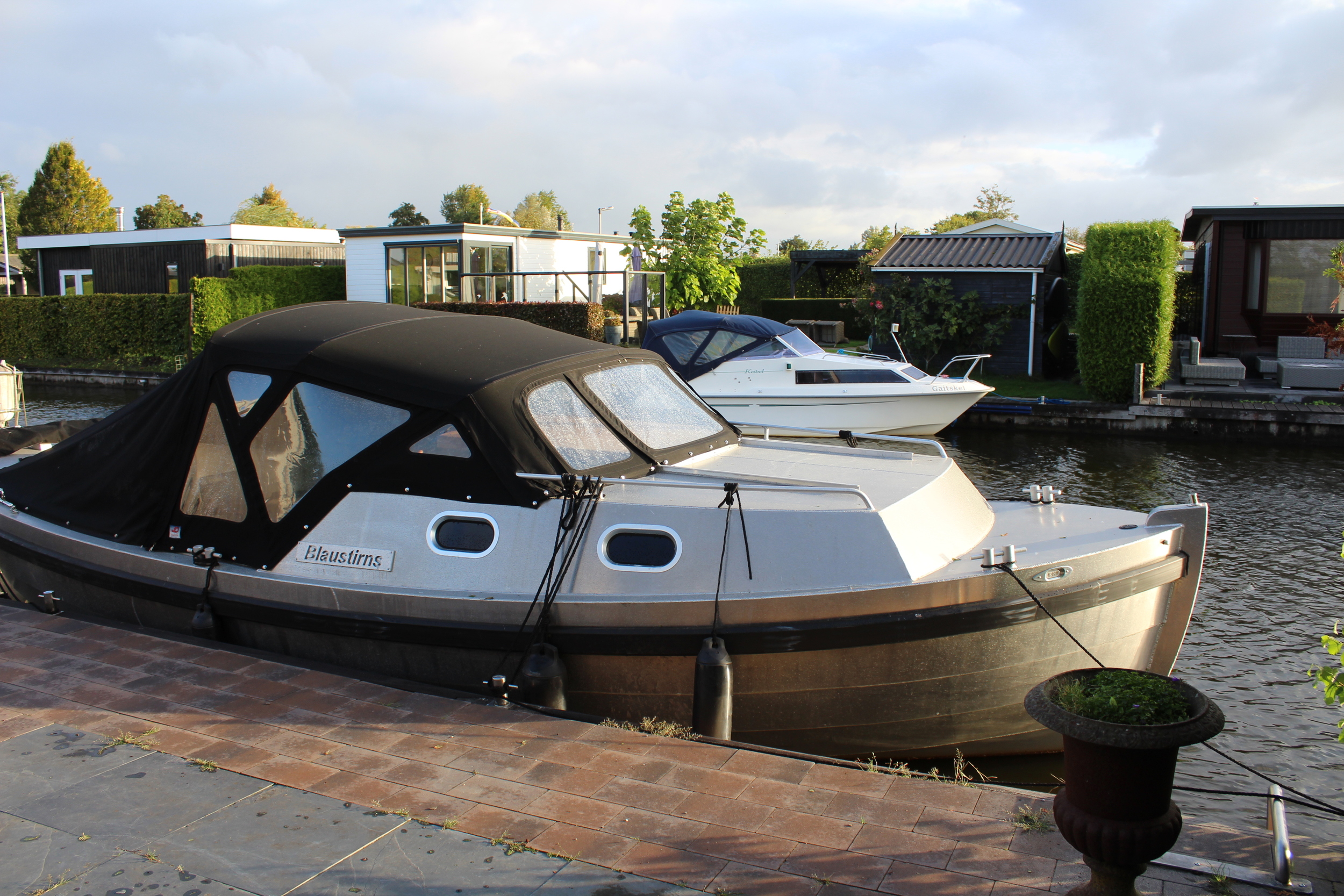 Black Fish Cabin 850 XL