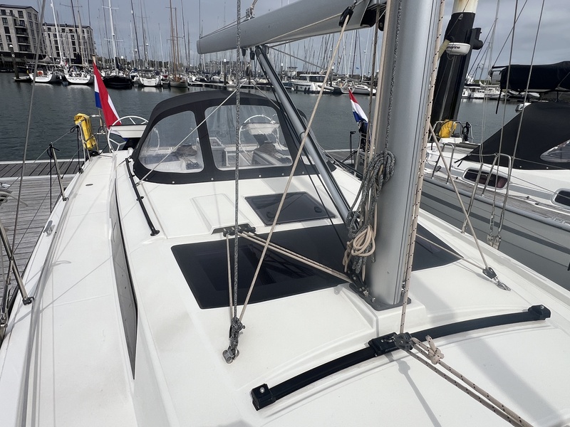 Dufour 37-2