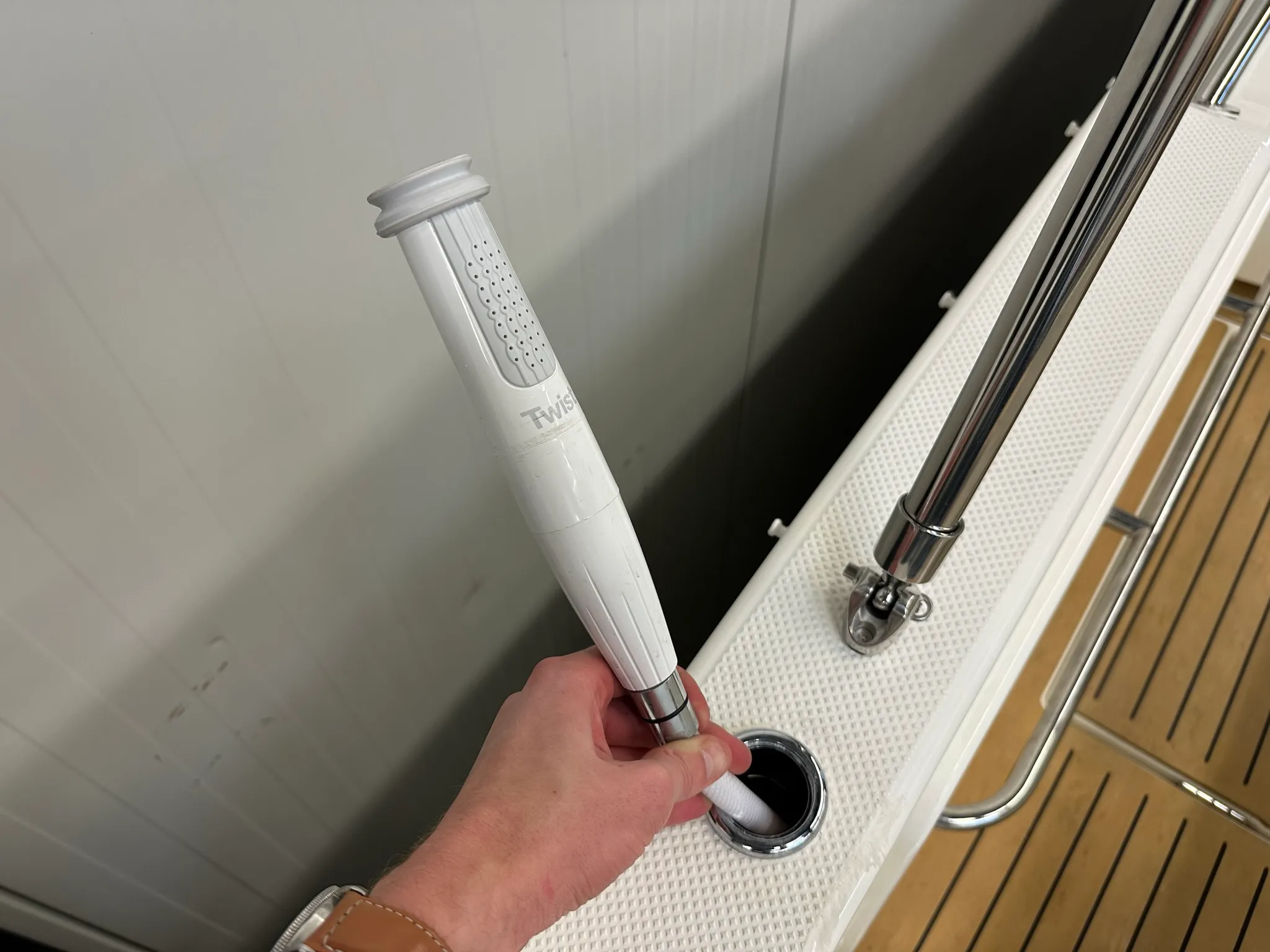 Quicksilver 755 Sundeck