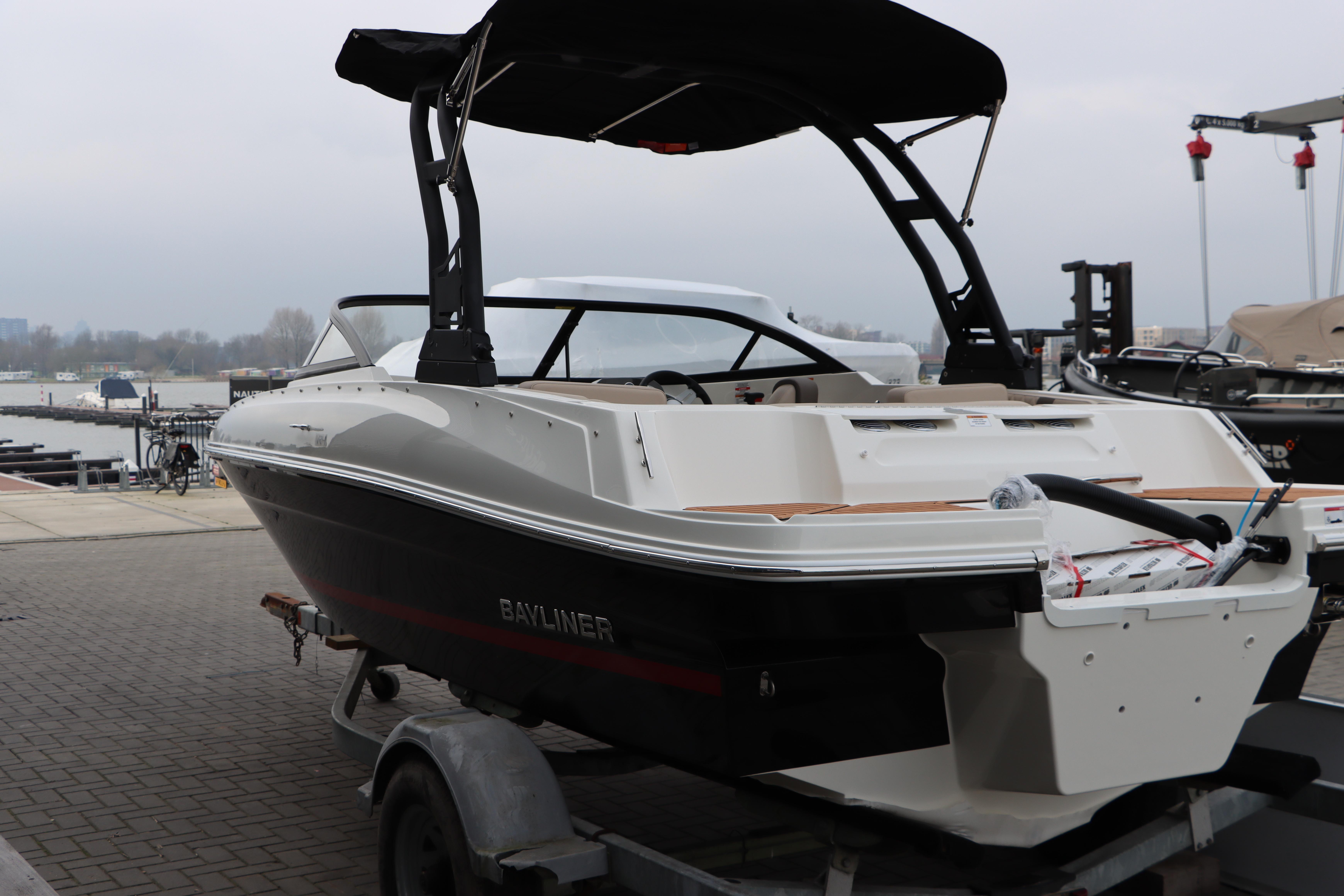 Bayliner VR4 Bowrider OB