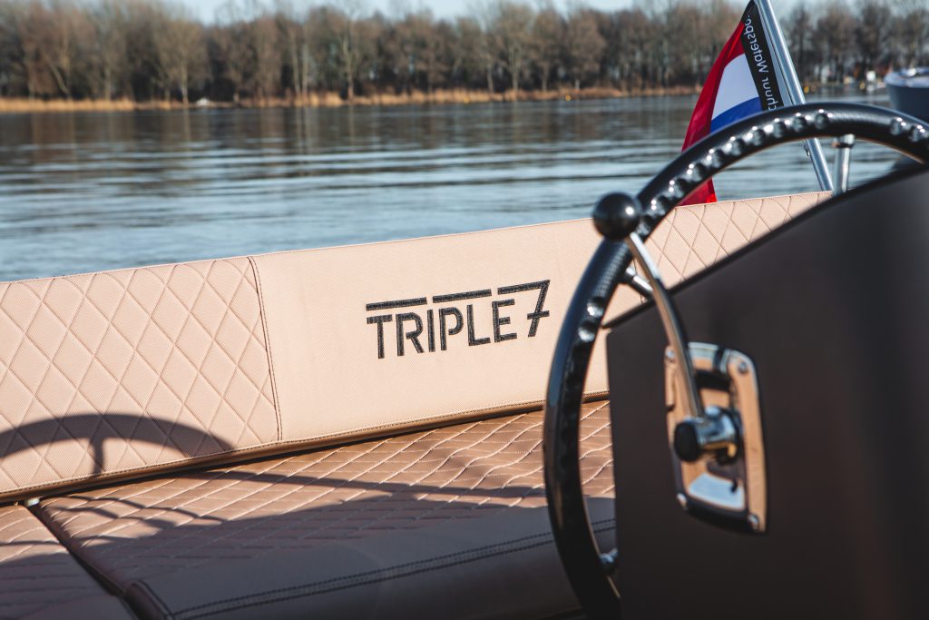 Triple 7 tender 