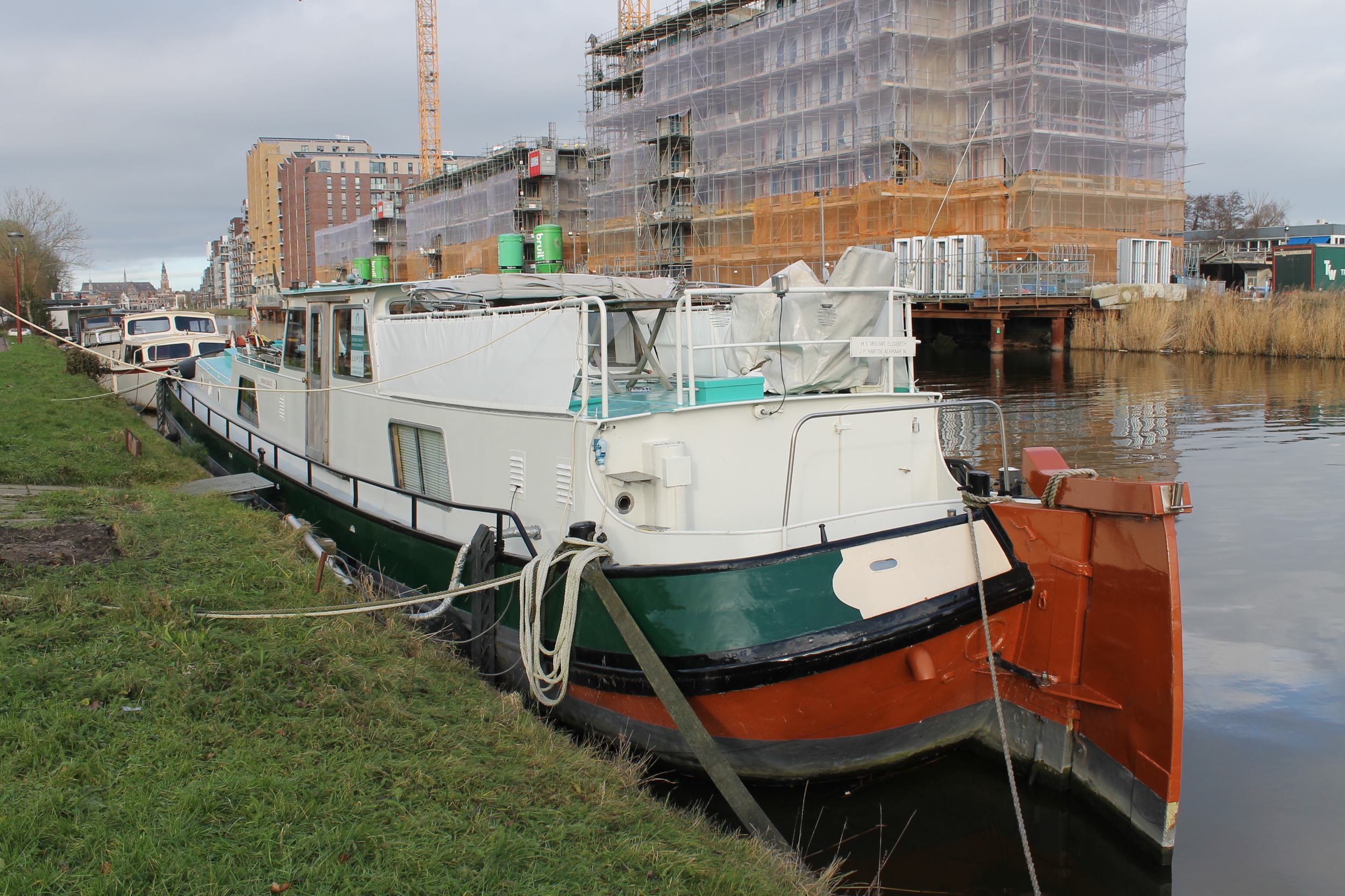 Tjalk Varend Woonschip 19.99