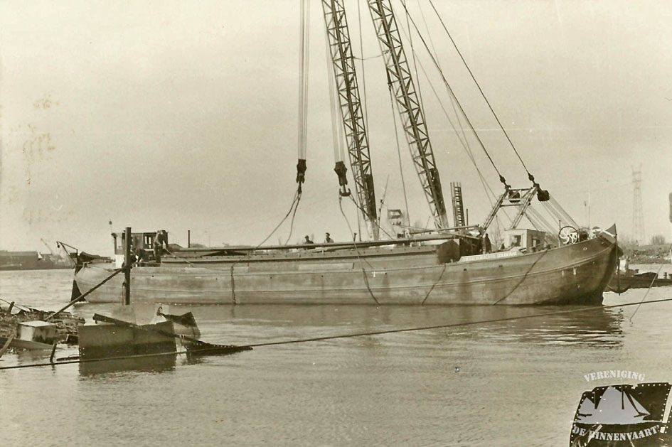 Motortjalk 21.40, met UBC