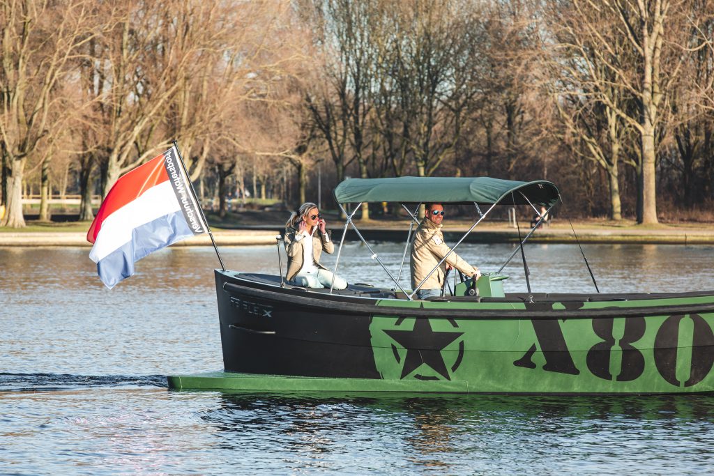 Triple X800 vaarklaar & ZONDAG GEOPEND