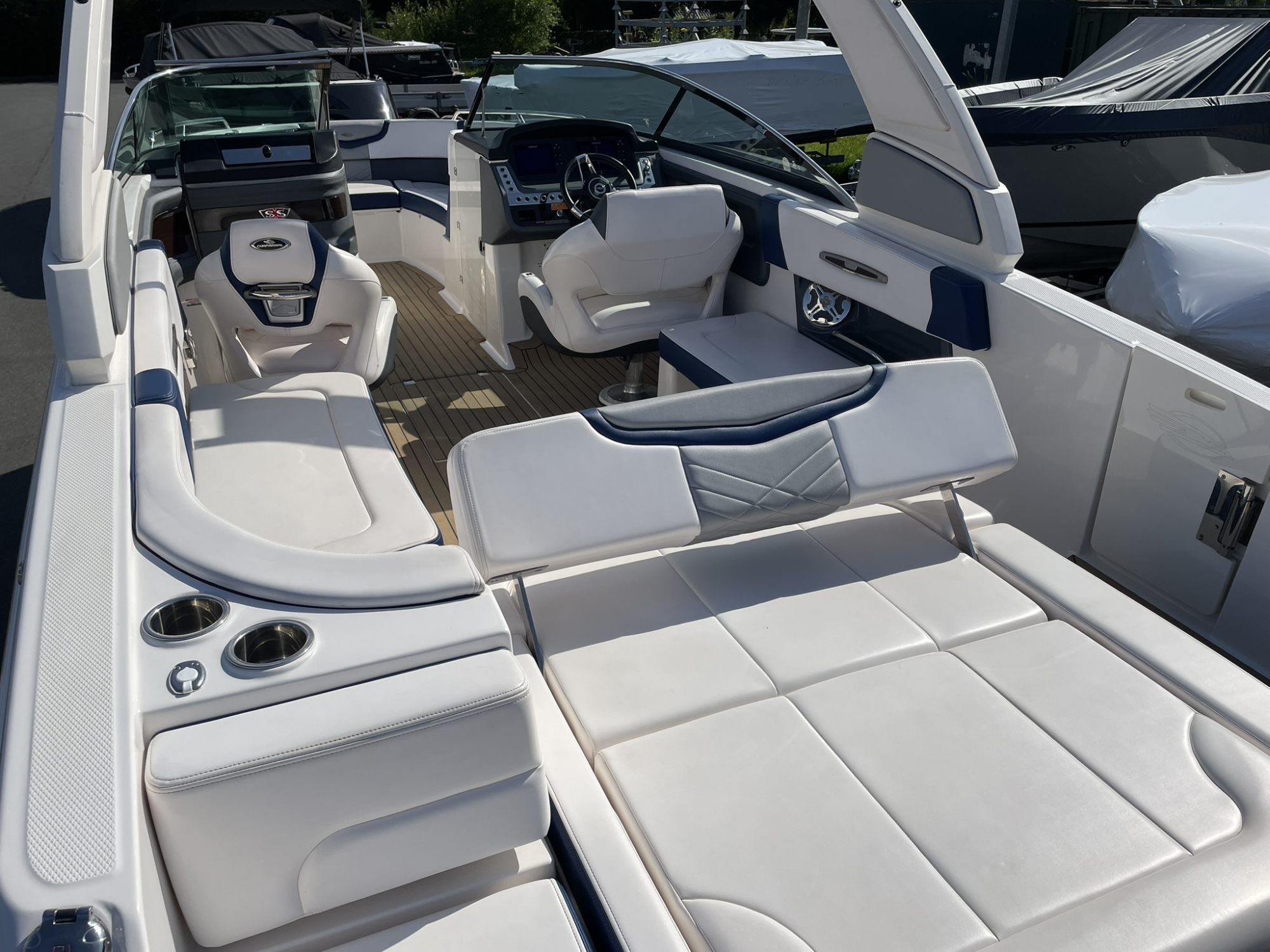 Chaparral 277 SSX met Volvo 380 pk