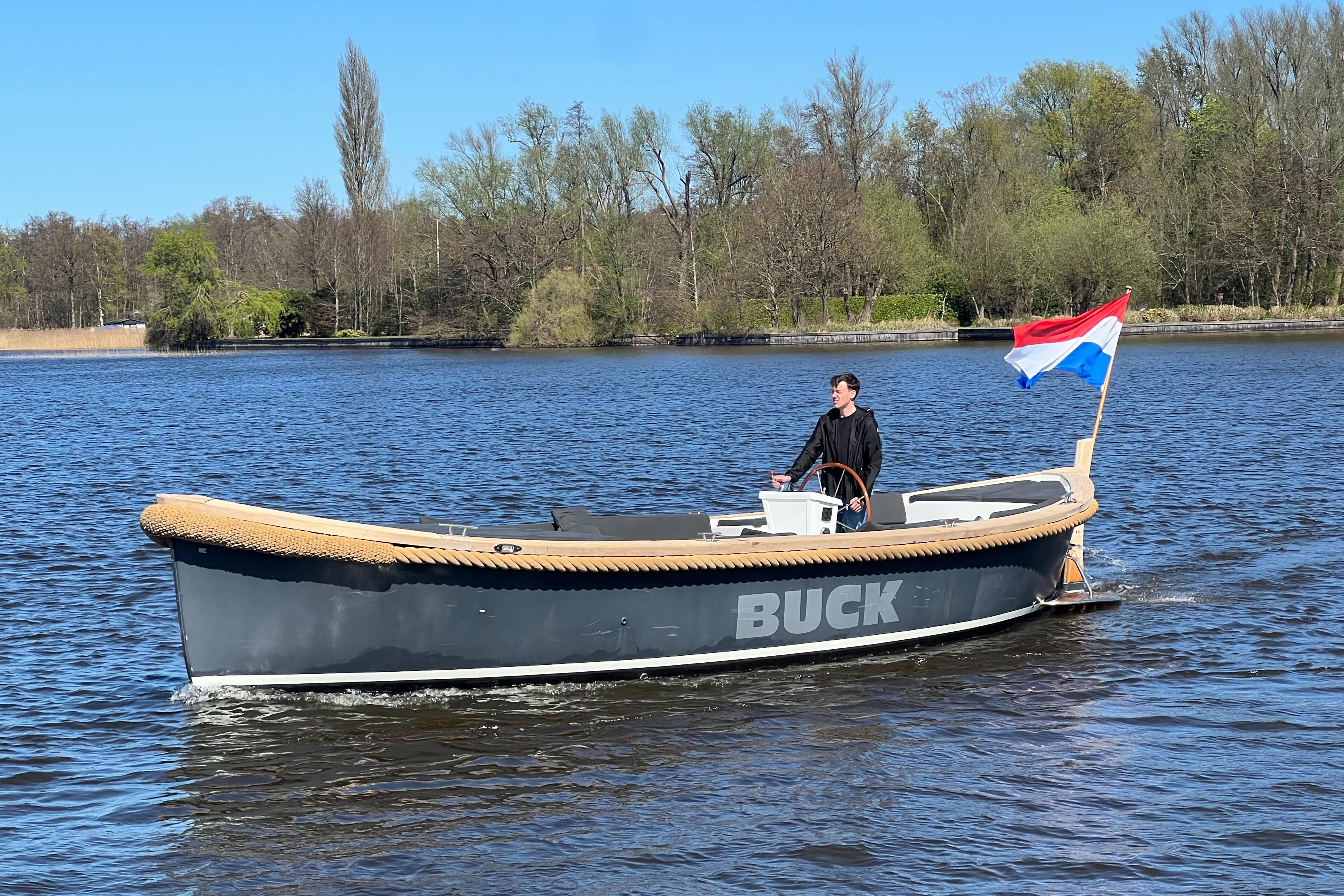 Sloep Reddingssloep 900