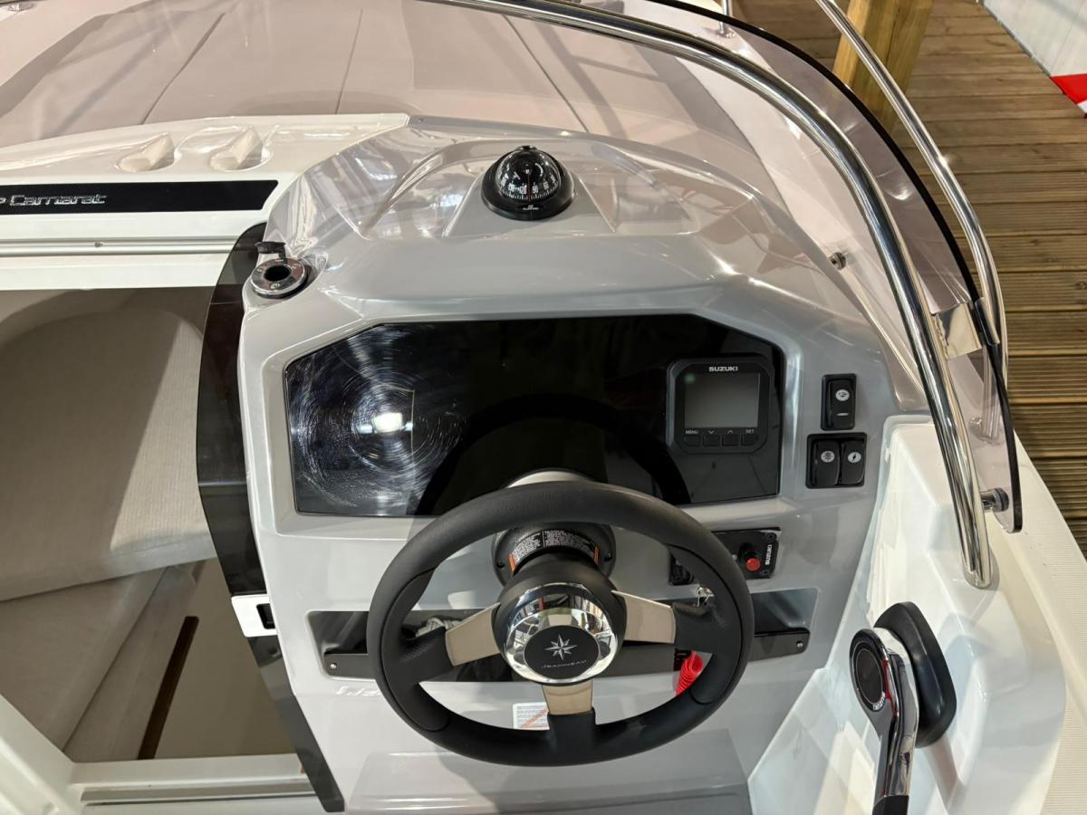 Jeanneau Cap Camarat 5.5 WA