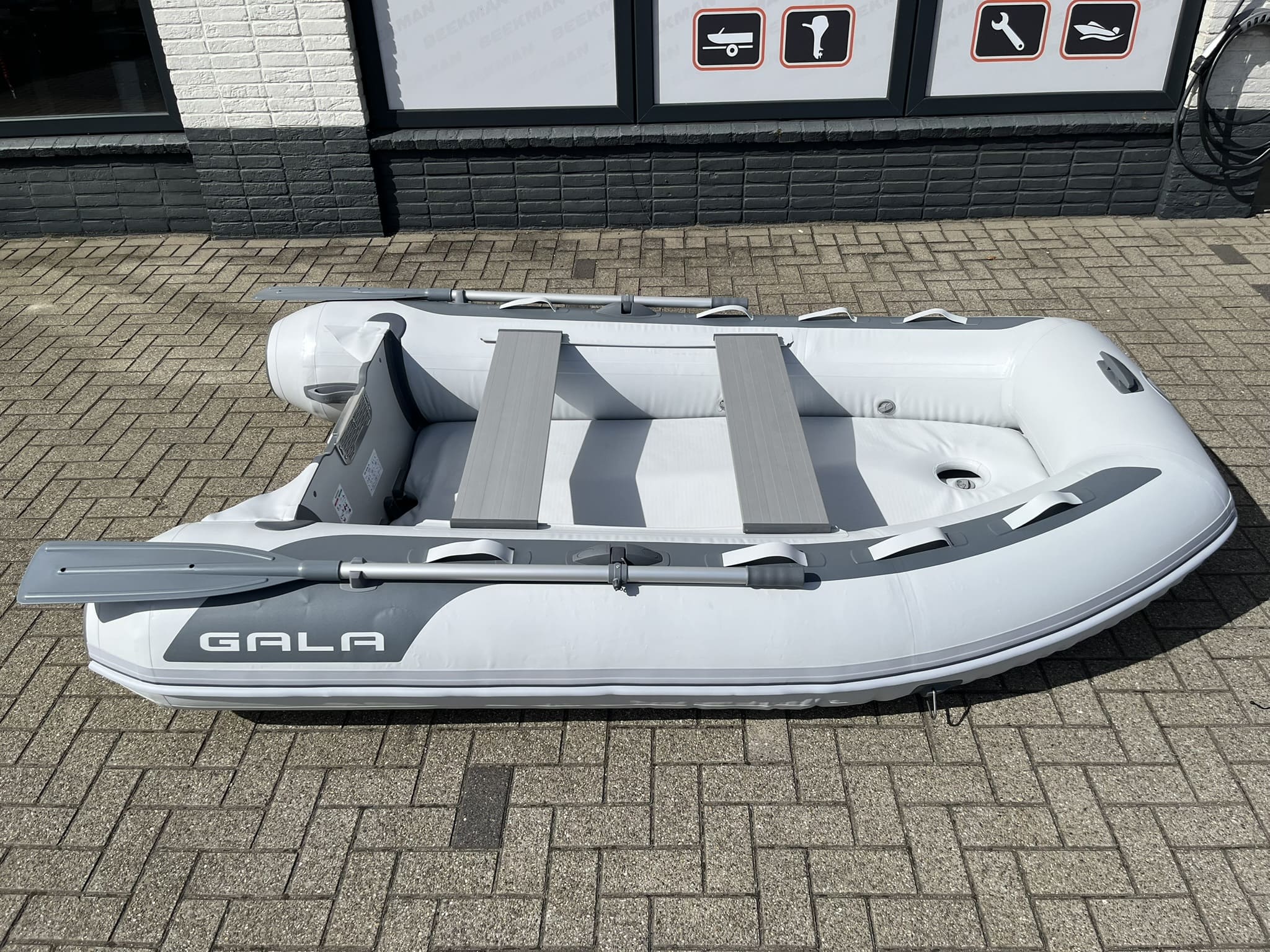 Gala F270A Airdeck