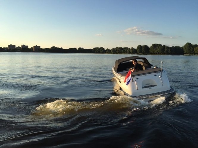 Primeur 610 tender DE GROOTSTE SLOEPENSHOWROOM VAN NEDERLAND hoofdfoto: 1