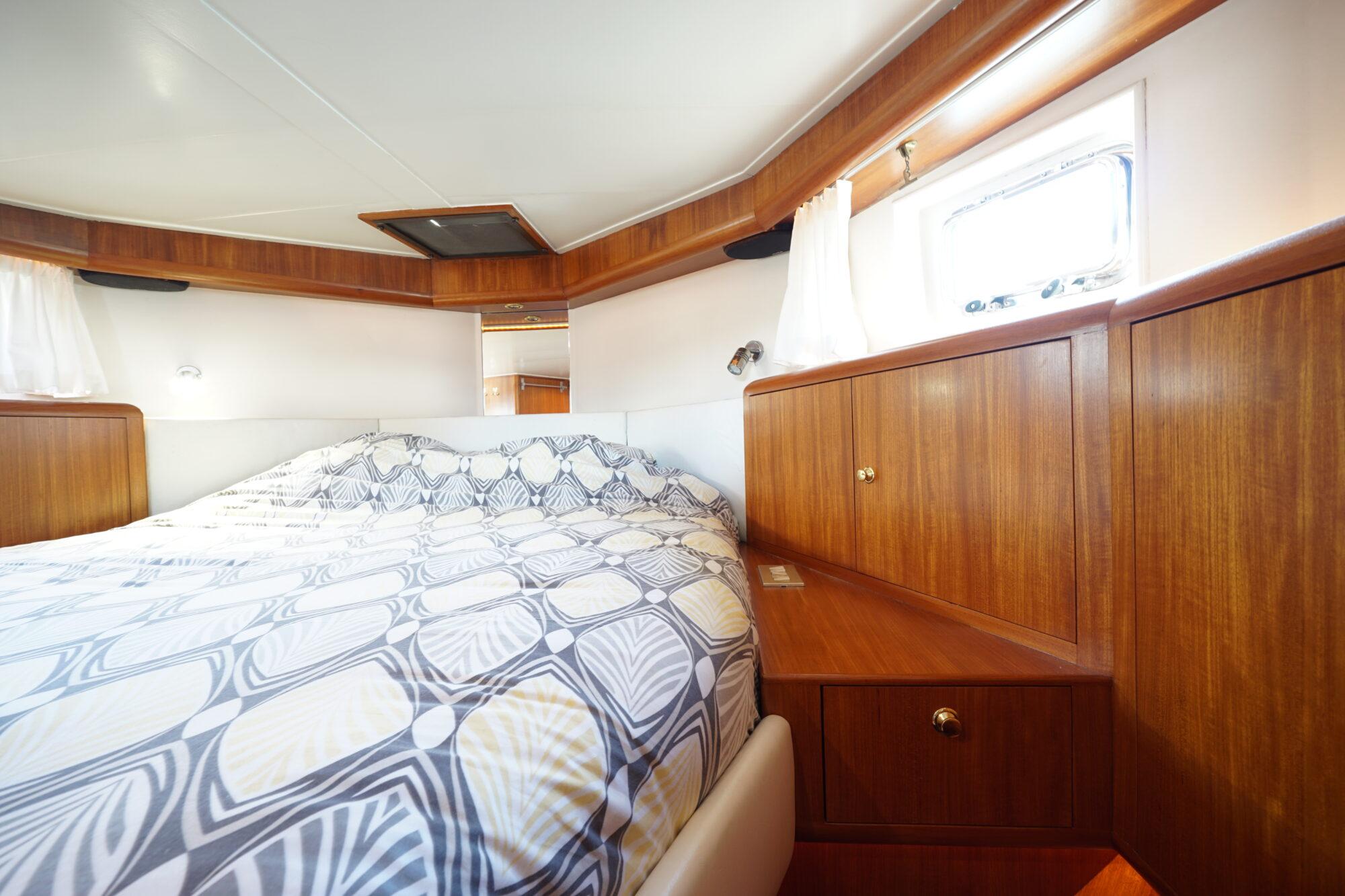 Pieter Beeldsnijder Pieter Beeldsnijder Rondspantkotter 12.85 AK