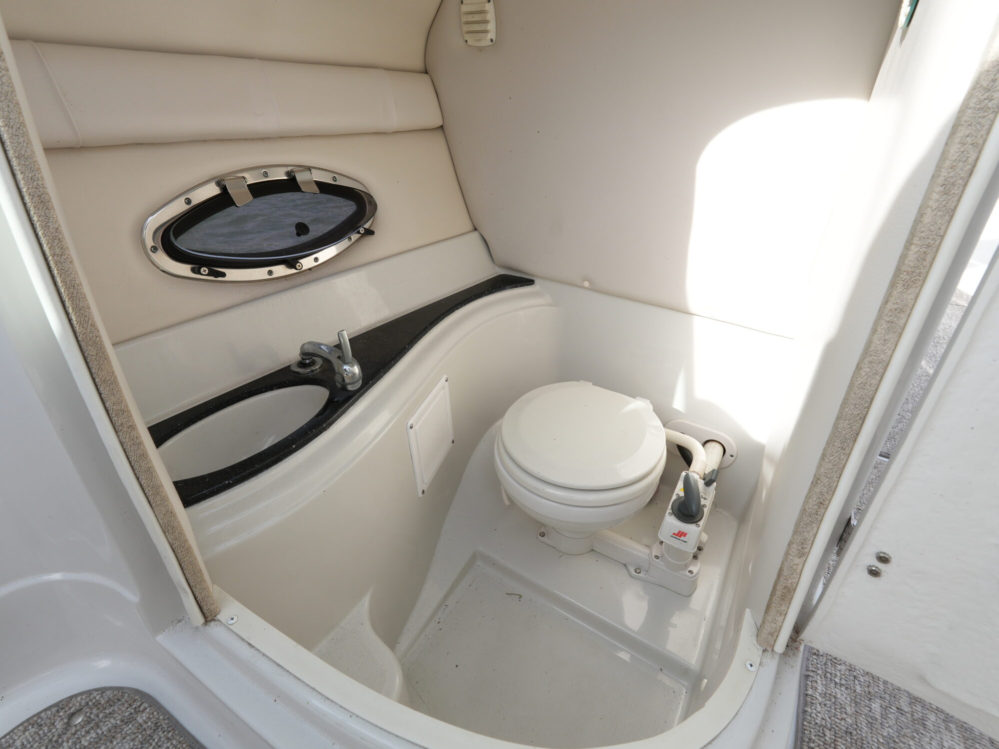 Crownline 265 SS