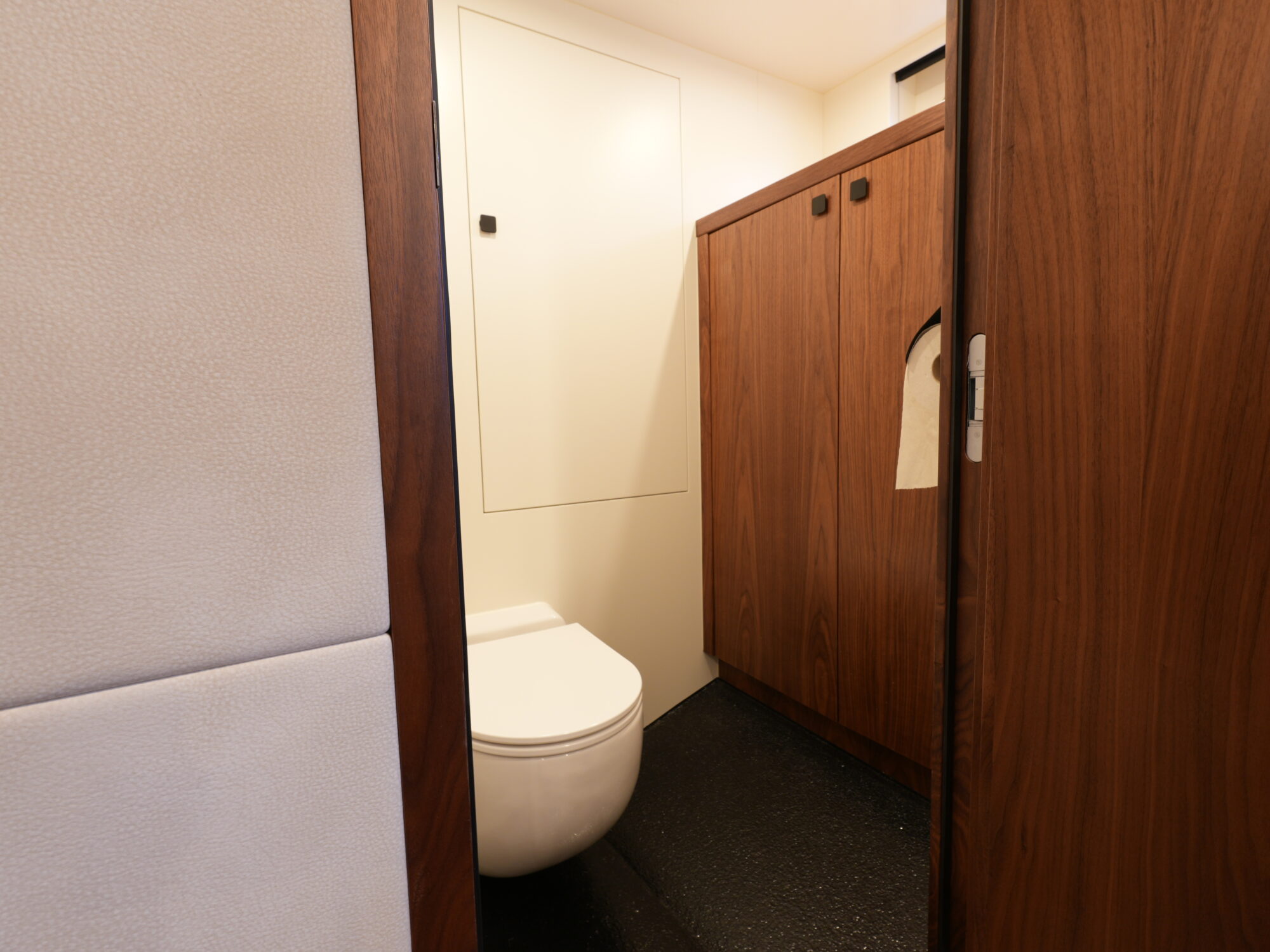 Van den Hoven Executive 15.00 MK II