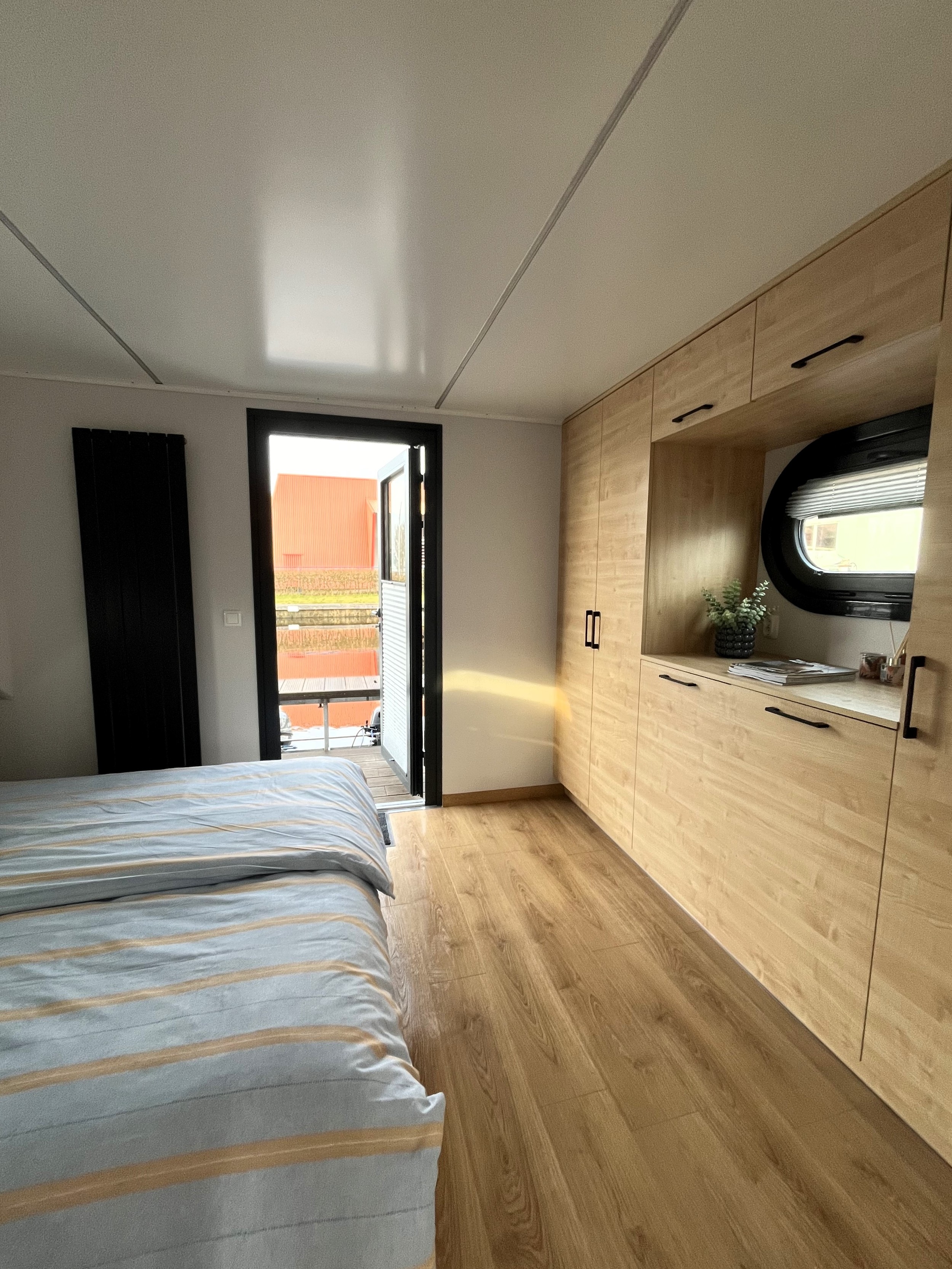 Campi 400 Houseboat (special 1 Sleepingroom))