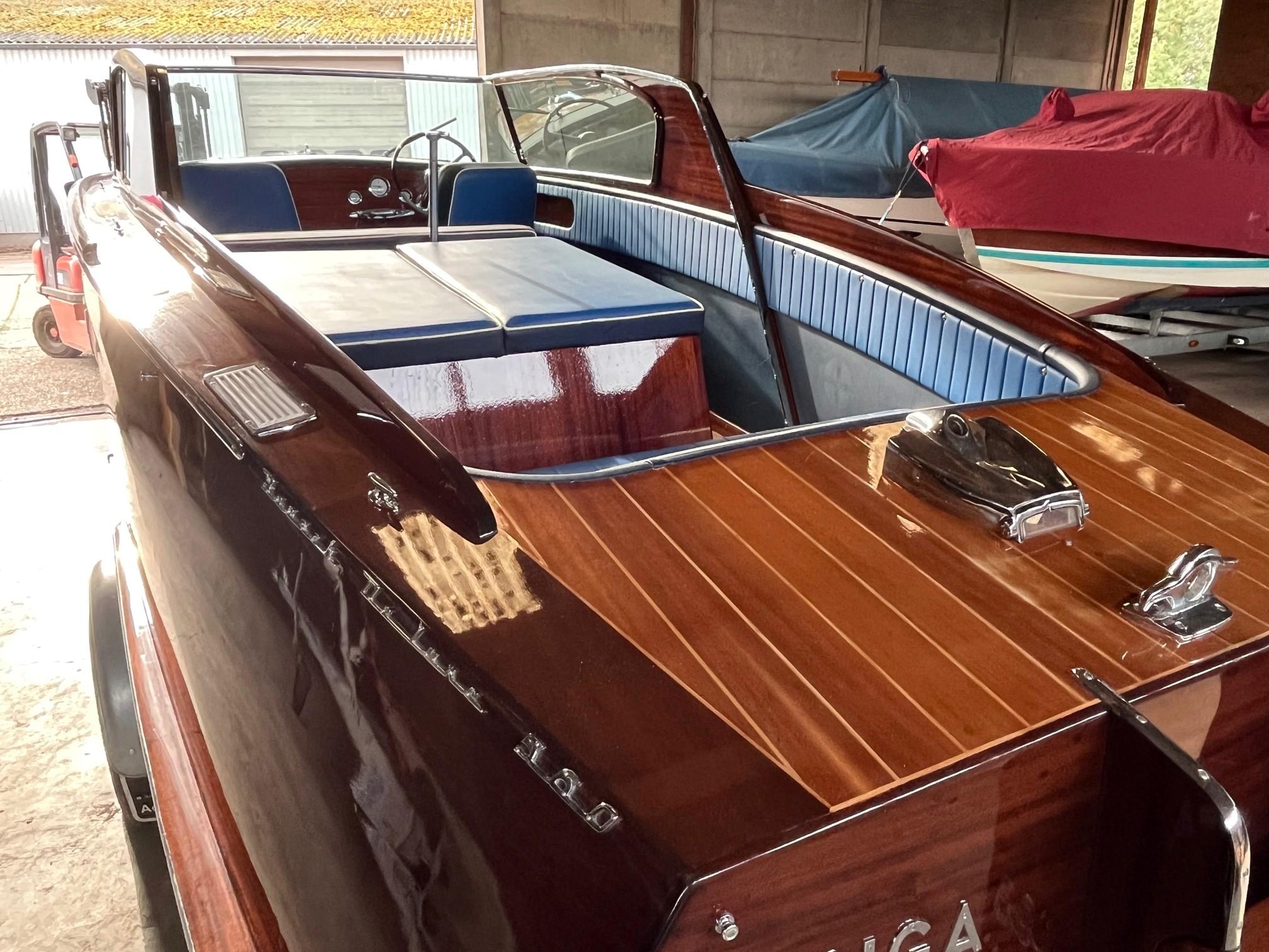 Boesch 560 Lemania de Luxe