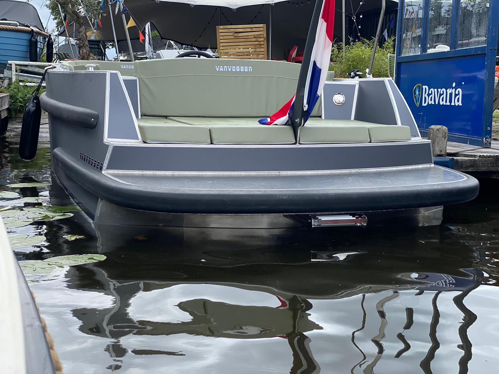 Van Vossen 650 E-plugin tender elektrisch