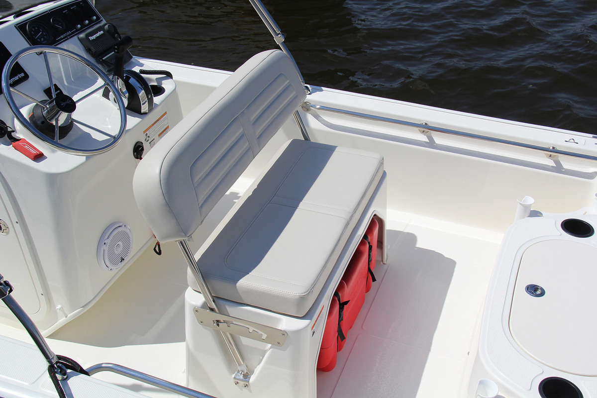 Boston Whaler 150 Montauk