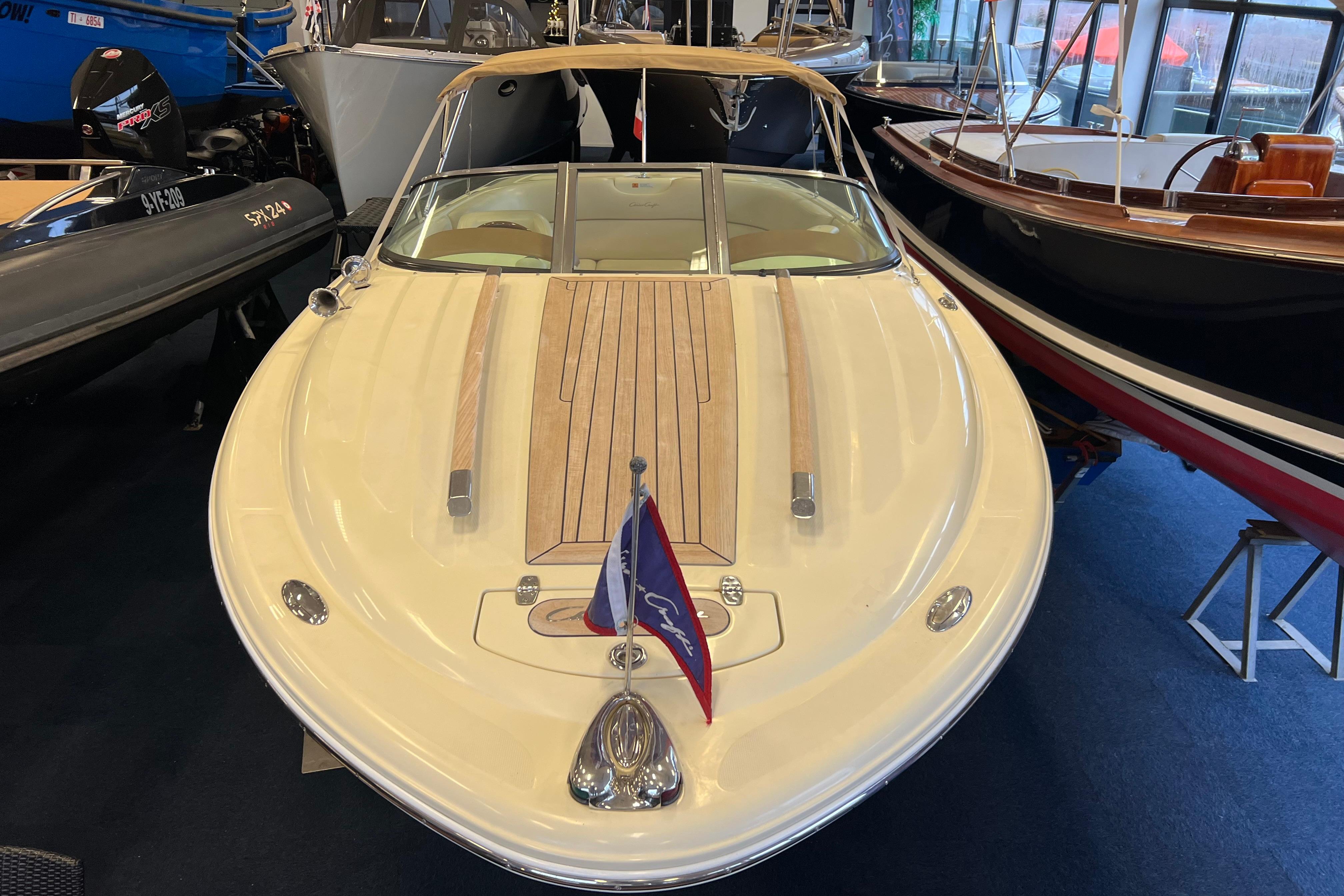 Chris-Craft Corsair 22