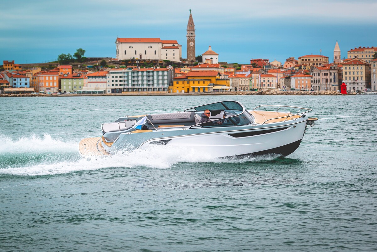 Alfastreet Marine 23 Cabin Evolution - Inboard Series