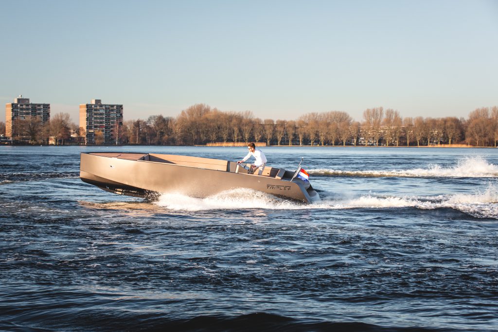 Triple 7 tender  hoofdfoto: 1