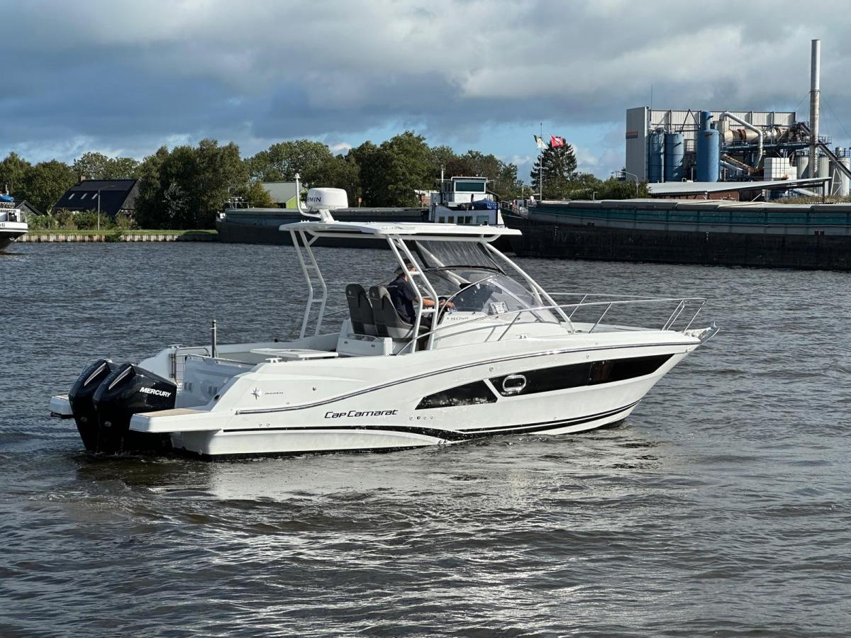 Jeanneau Cap Camarat 9.0 Walk Around with Hard-Top and airconditioning