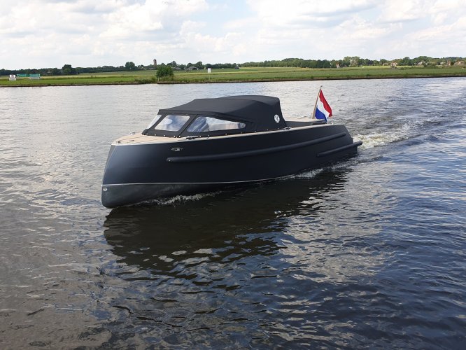 Van Vossen 777 Tender Sport DE GROOTSTE SLOEPENSHOWROOM VAN NEDERLAND