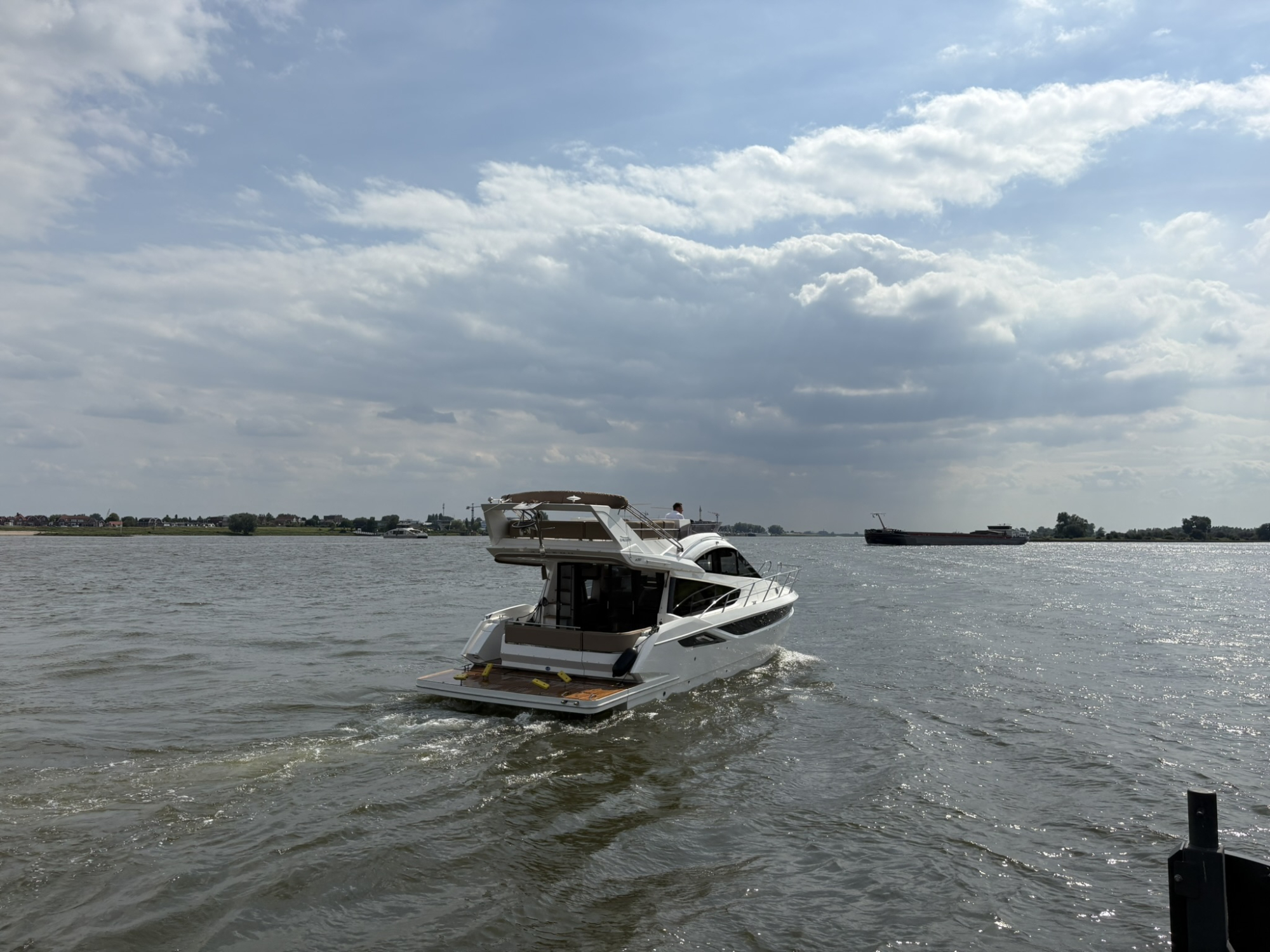 Galeon Yachts Galeon 420 fly 2017