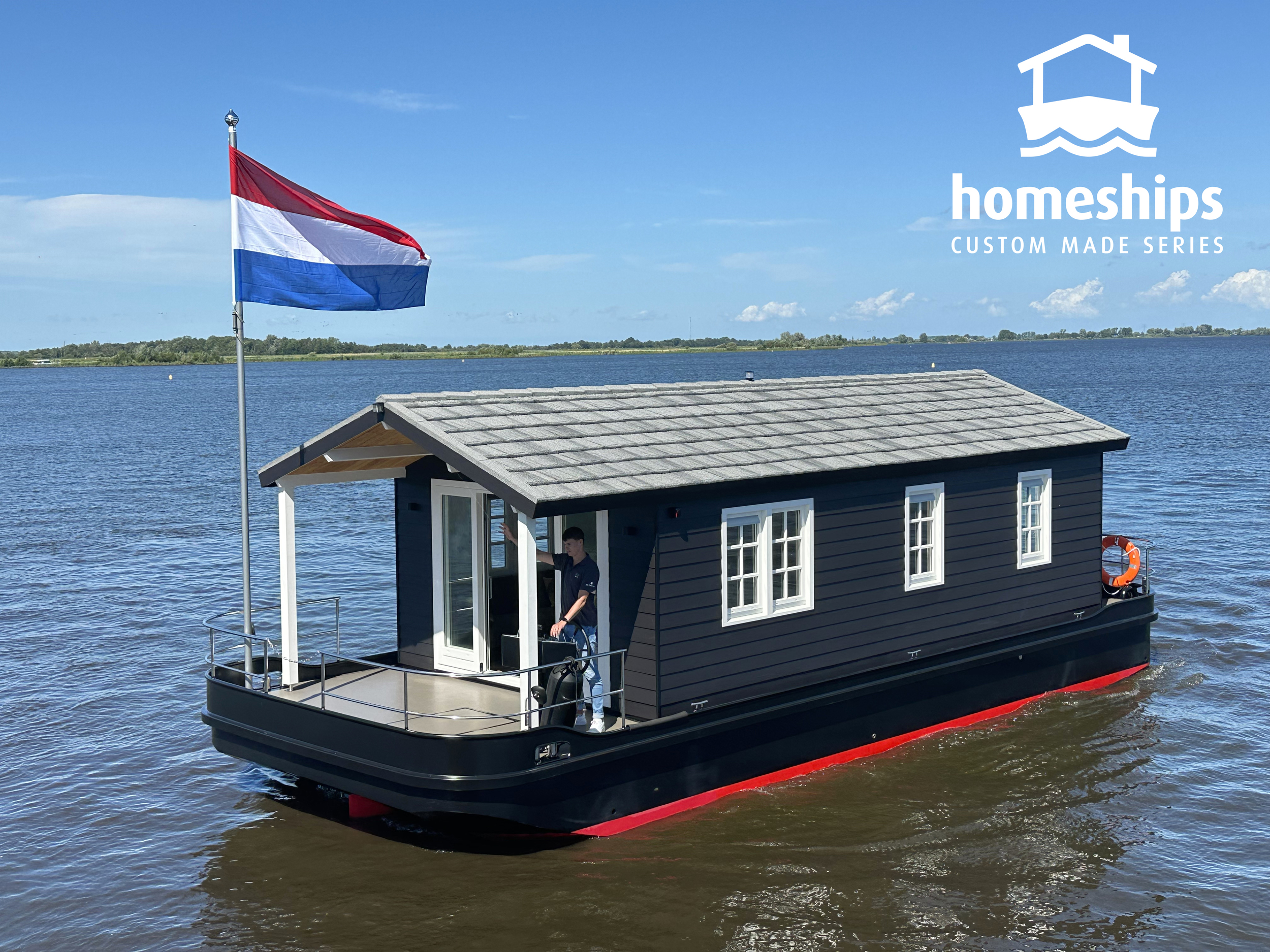 HOMESHIP VaarChalet In Amsterdam 1250D Luxe Houseboat