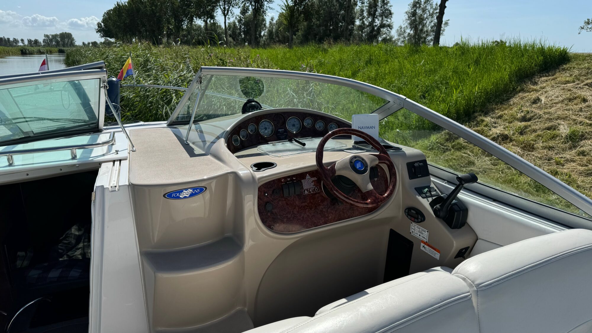 Four Winns 248 Vista