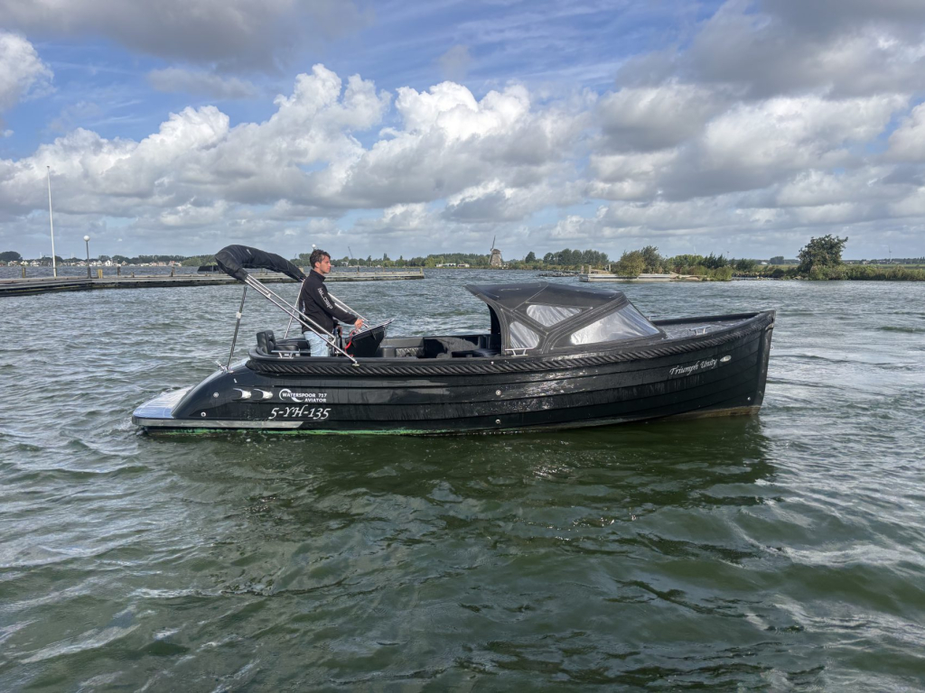 Waterspoor 717 Aviator occasion met 110 Pk & PROEFVAARTDAGEN 12 & 13 SEPTEMBER