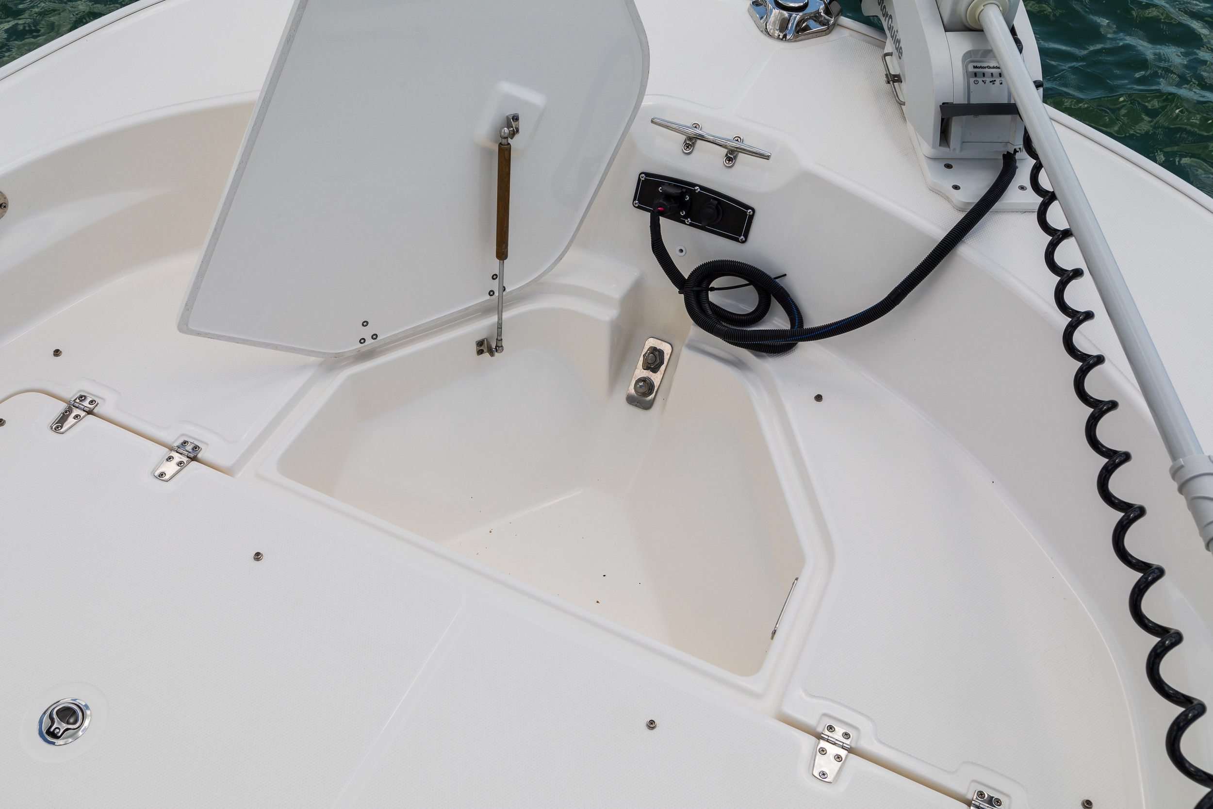 Boston Whaler 210 Montauk