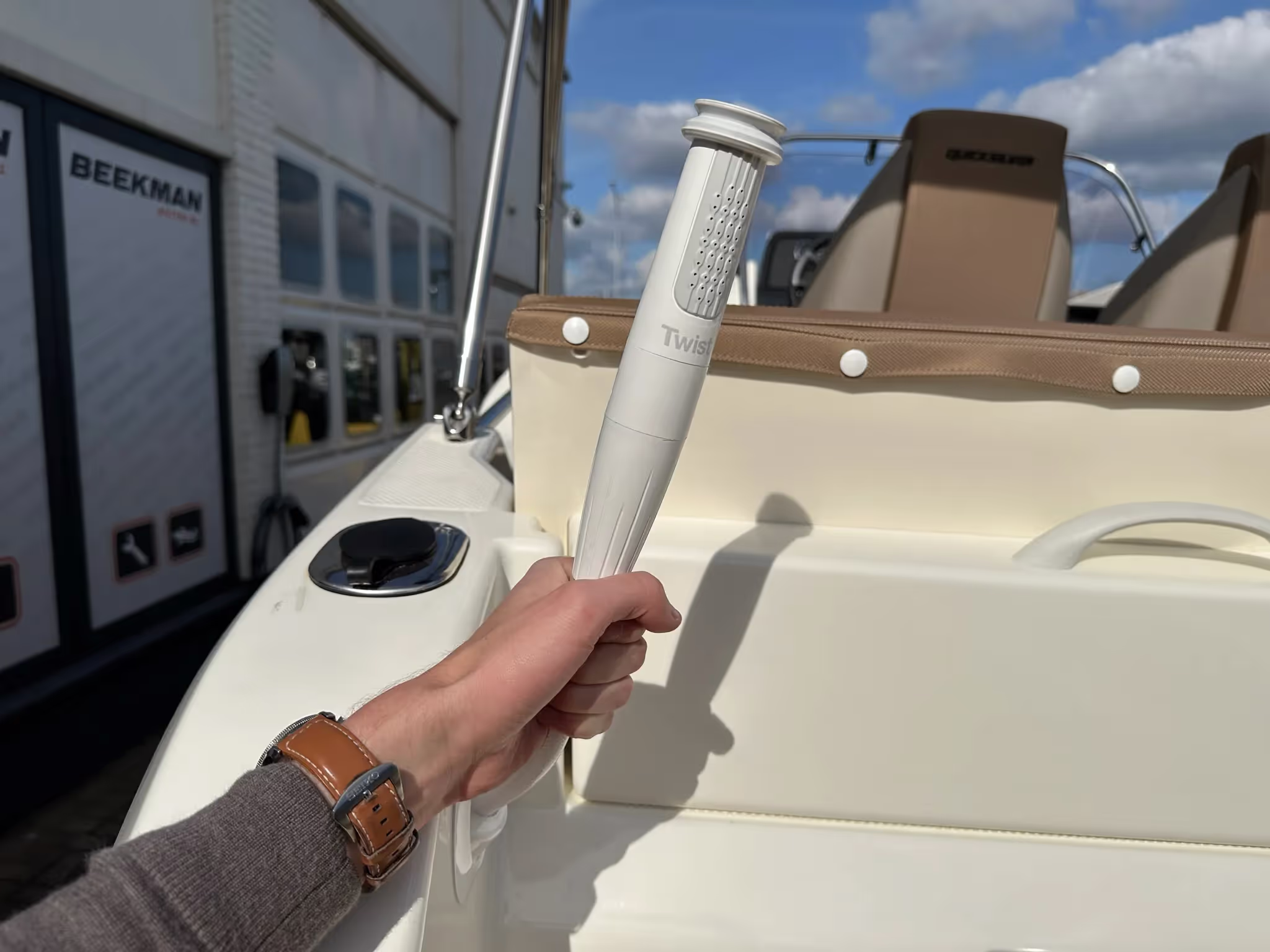 Quicksilver 605 Open